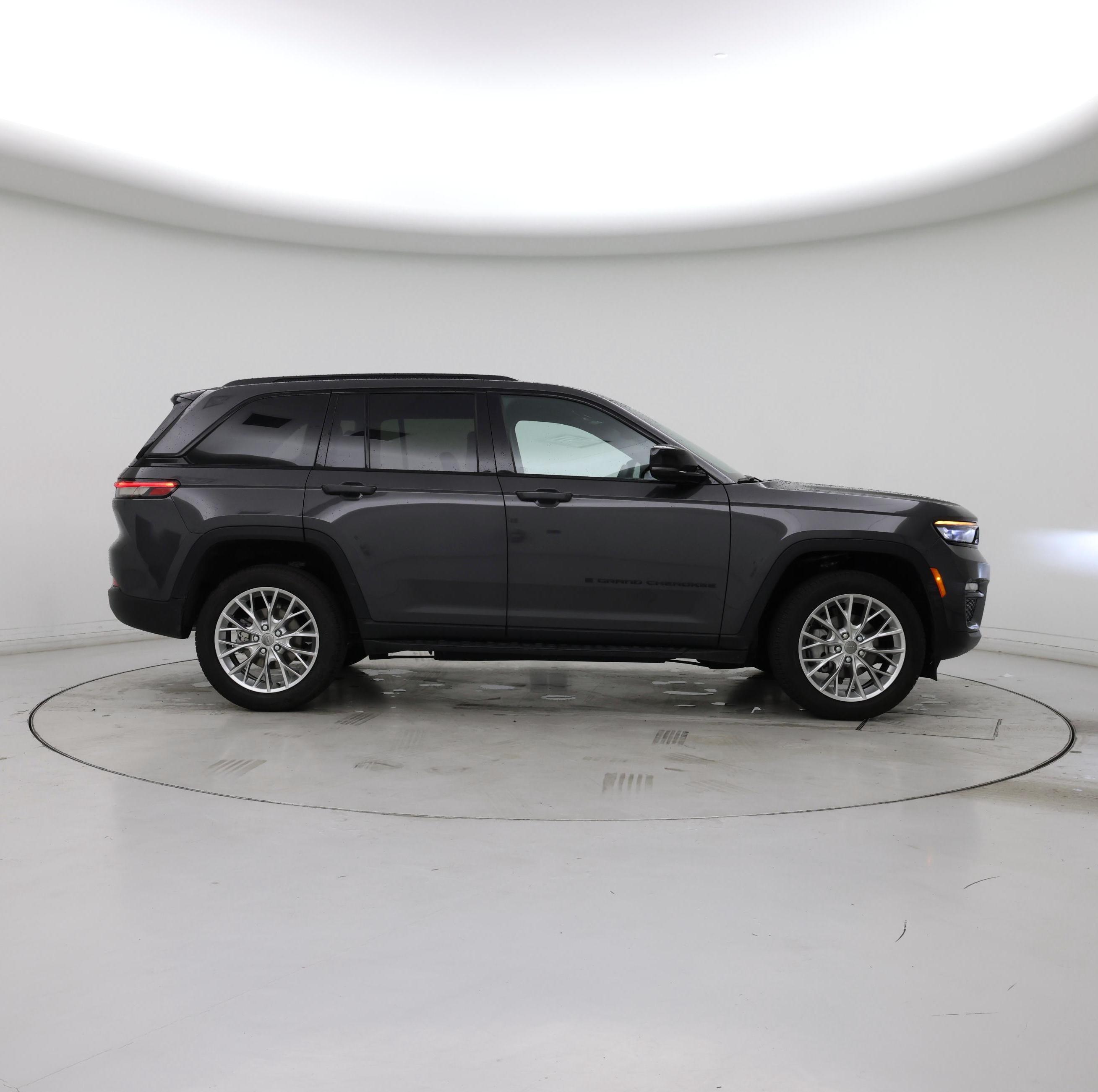 Thumbnail: 2024 Jeep Grand Cherokee - 7