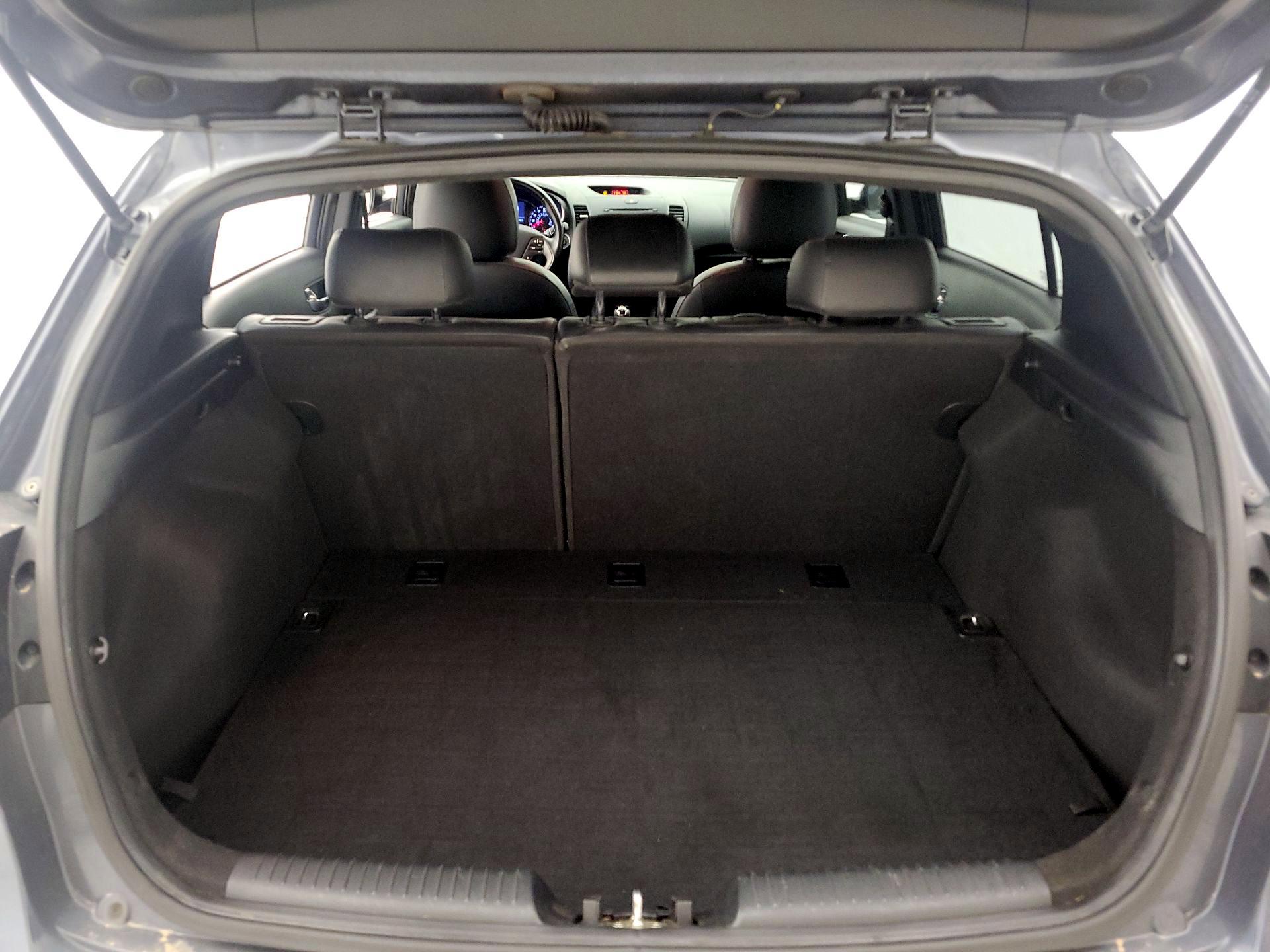 Thumbnail: 2016 Kia Forte - 20