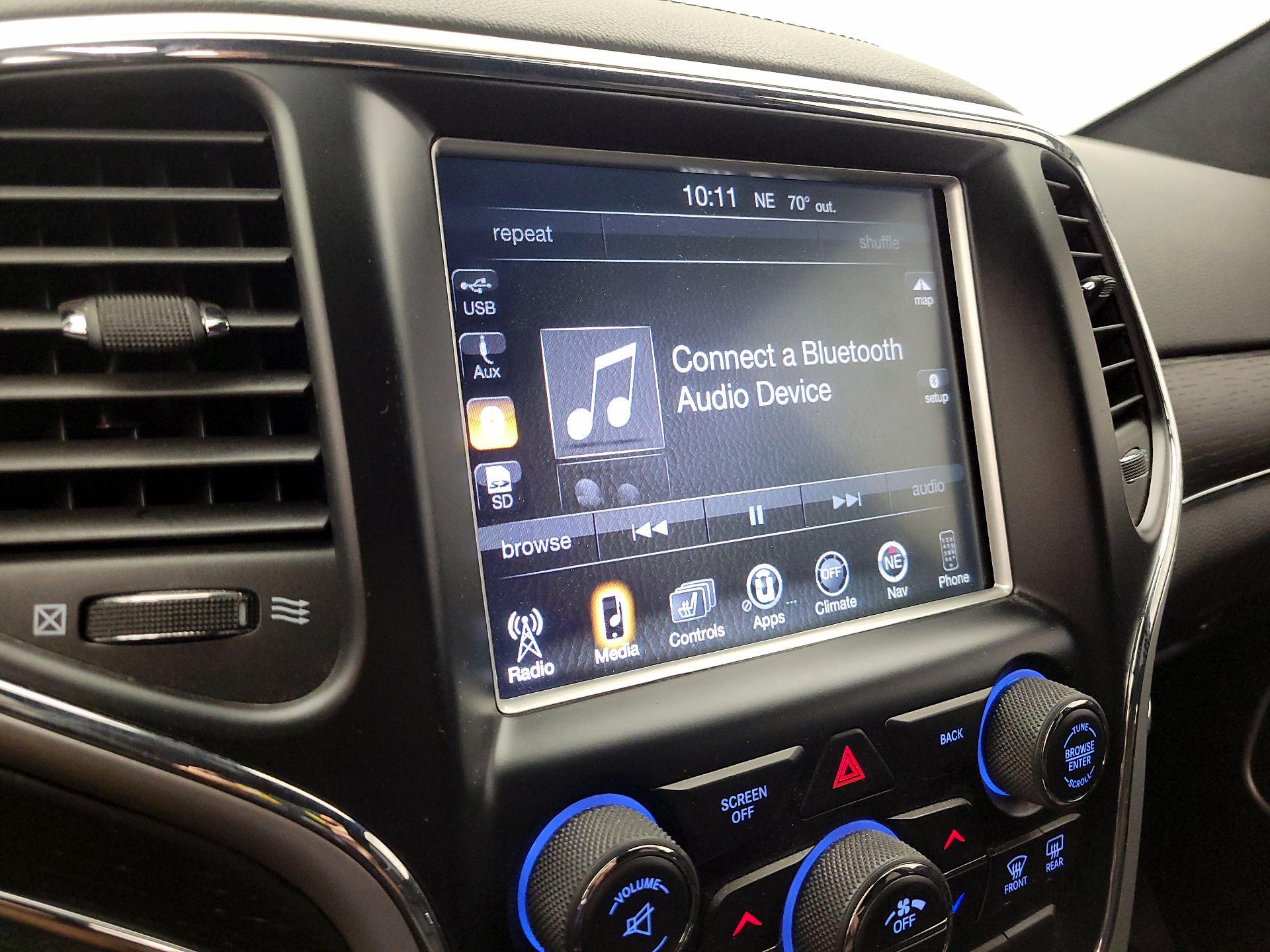 Thumbnail: 2014 Jeep Grand Cherokee - 16