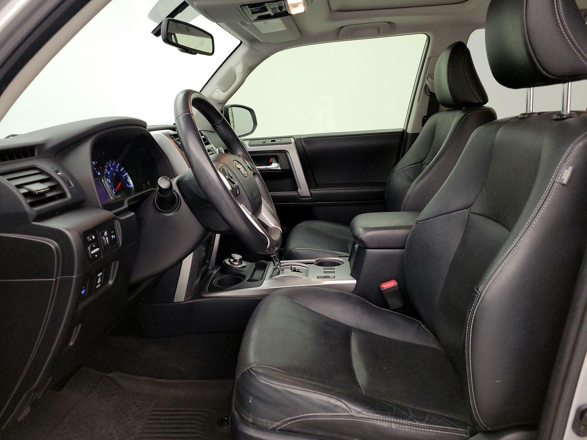 Thumbnail: 2016 Toyota 4Runner - 11