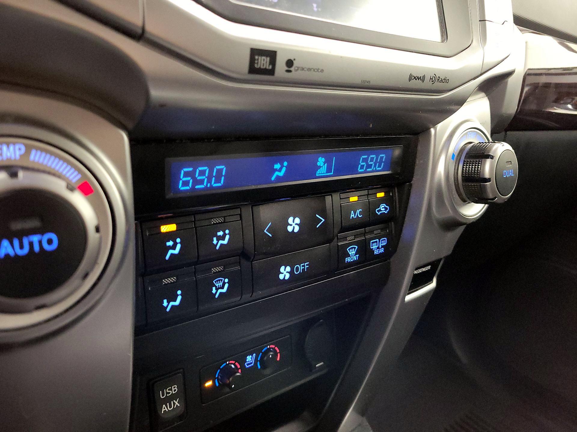 Thumbnail: 2016 Toyota 4Runner - 16