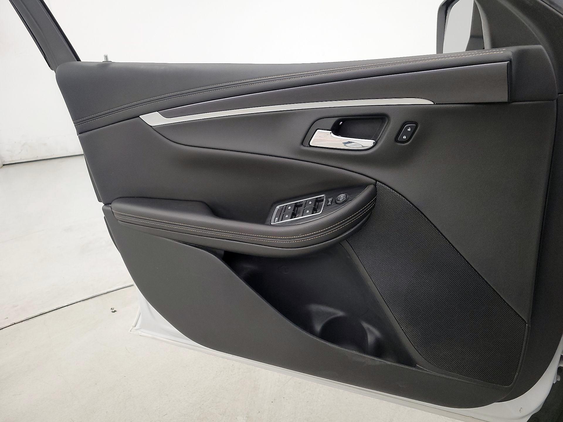 Thumbnail: 2019 Chevrolet Impala - 12