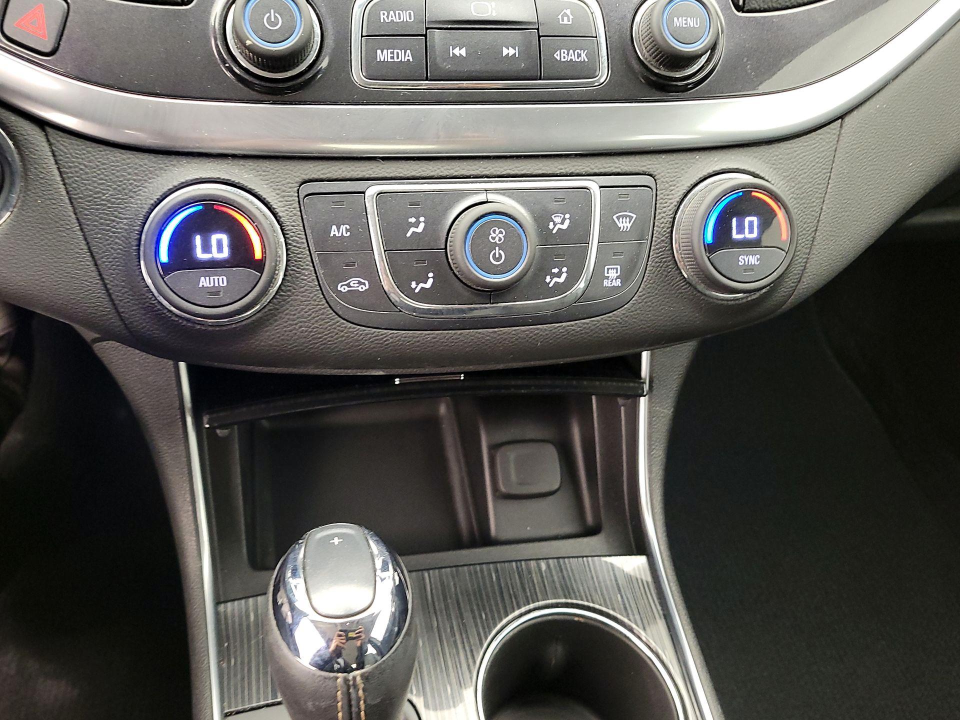 Thumbnail: 2019 Chevrolet Impala - 16