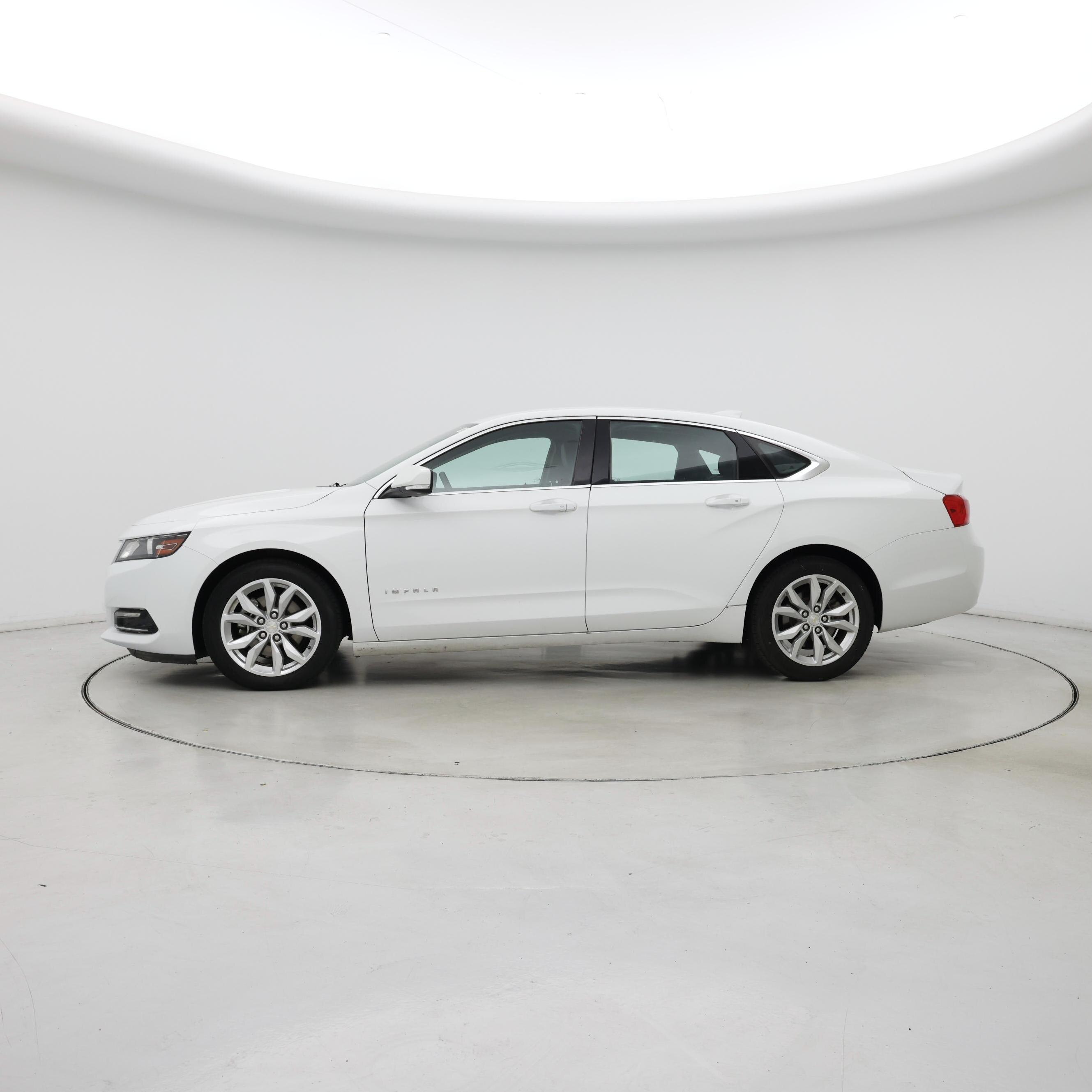 Thumbnail: 2019 Chevrolet Impala - 3