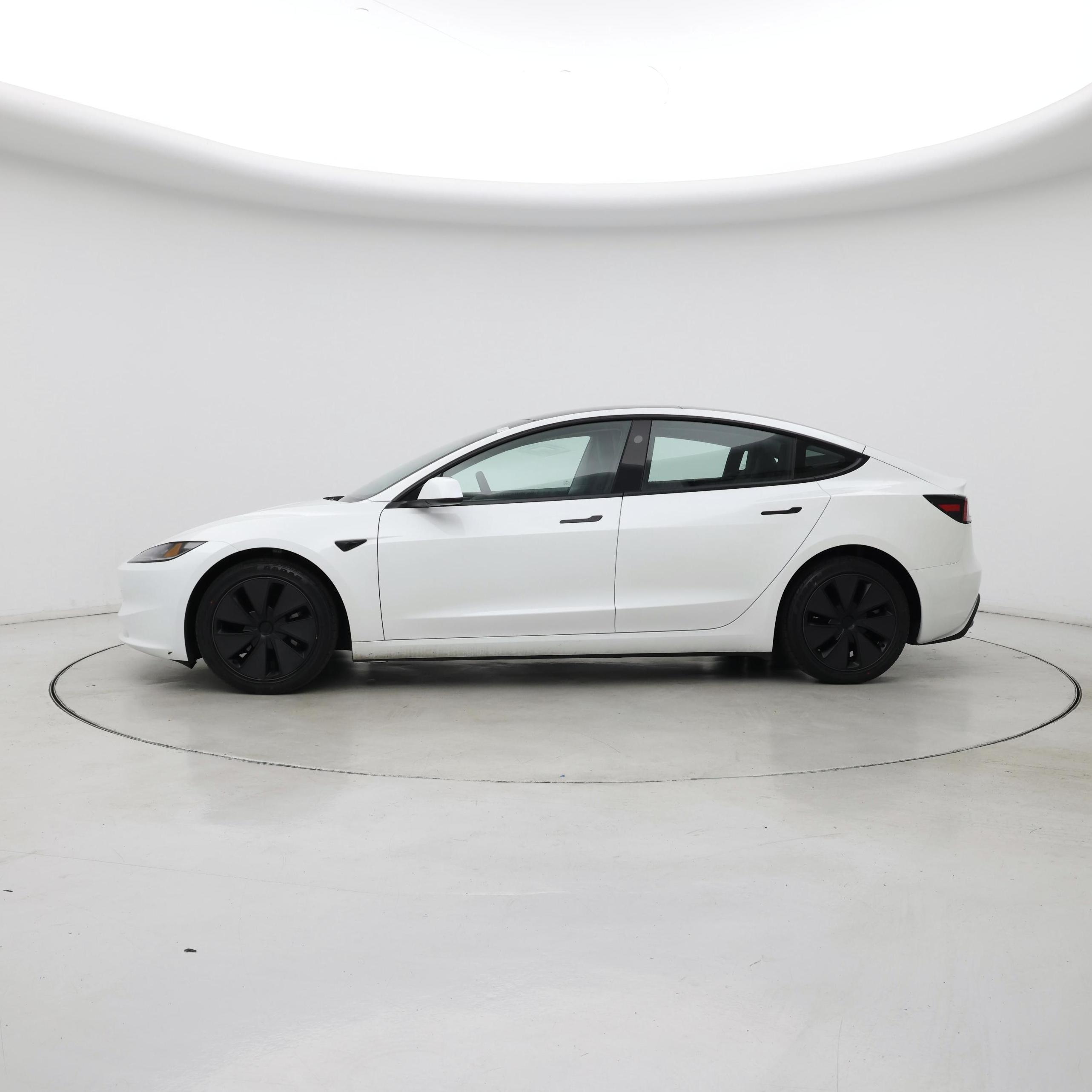 Thumbnail: 2025 Tesla Model 3 - 3