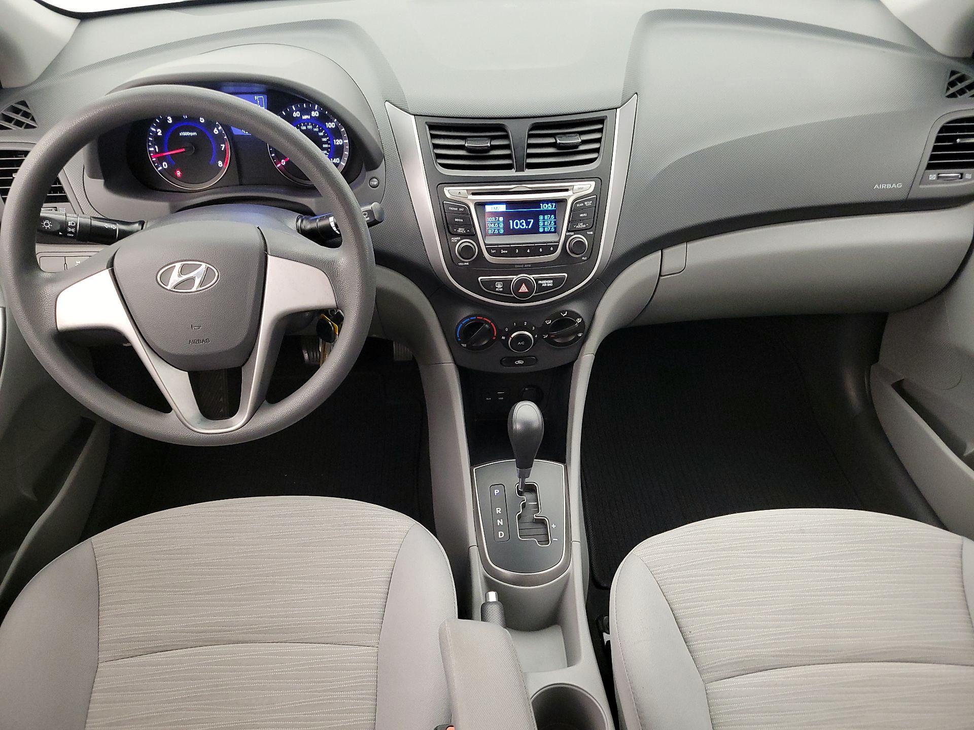 Thumbnail: 2016 Hyundai Accent - 9
