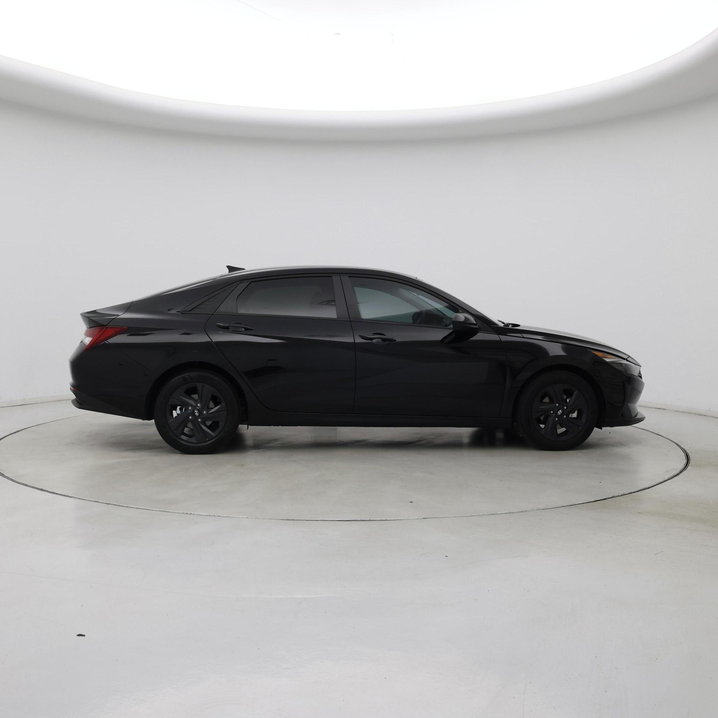 Thumbnail: 2023 Hyundai Elantra - 7