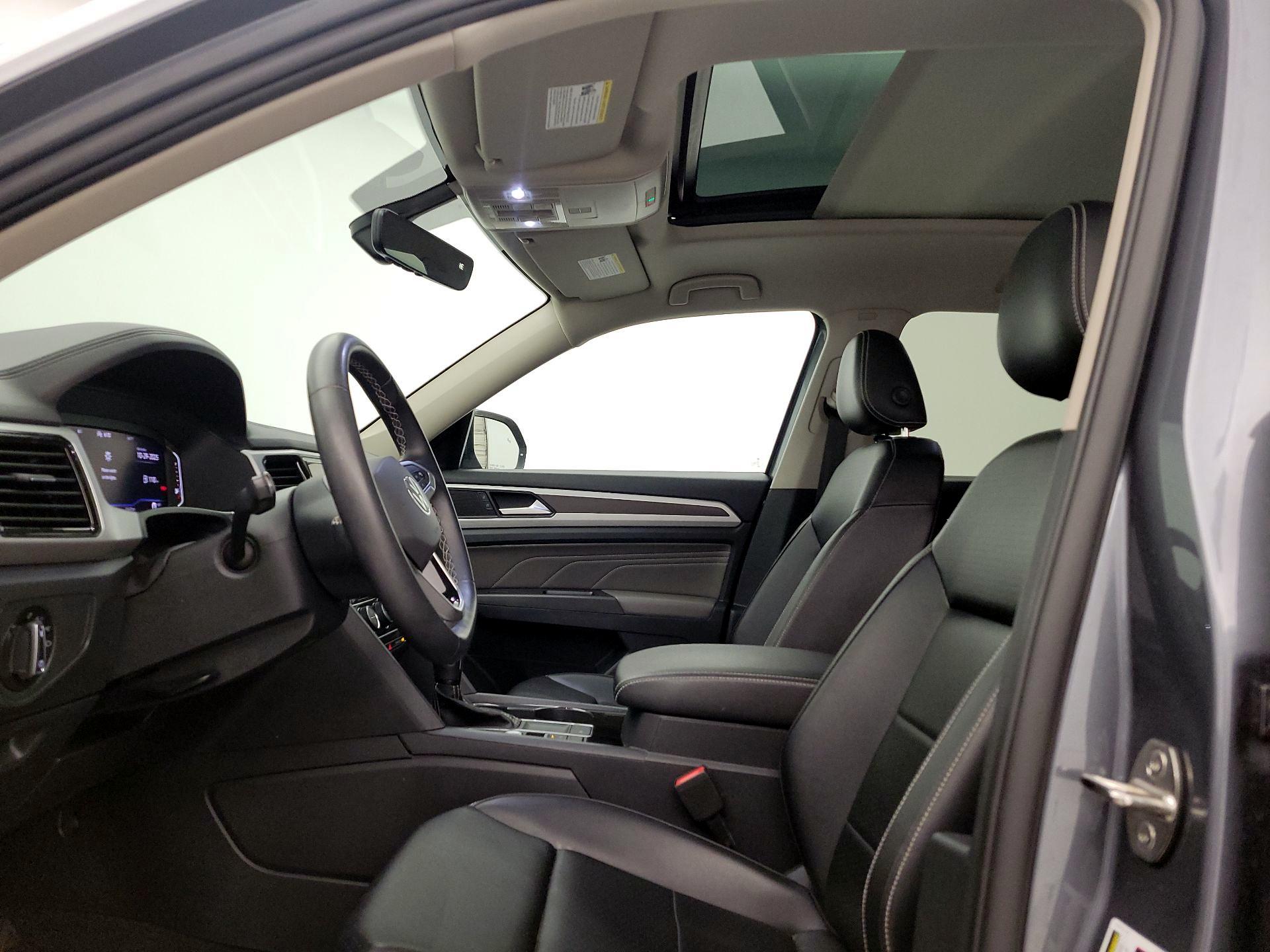 Thumbnail: 2022 Volkswagen Atlas - 19