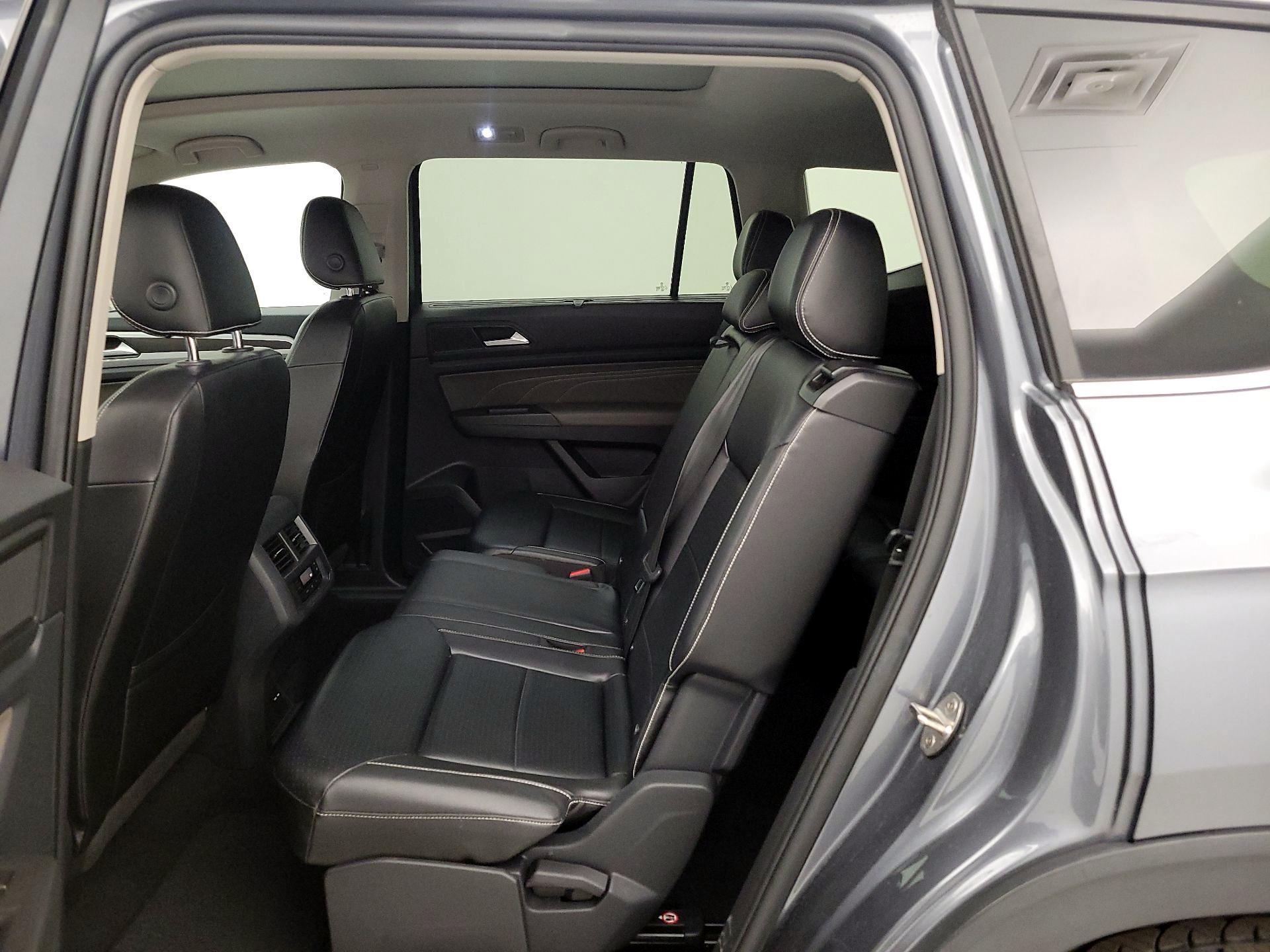 Thumbnail: 2022 Volkswagen Atlas - 20