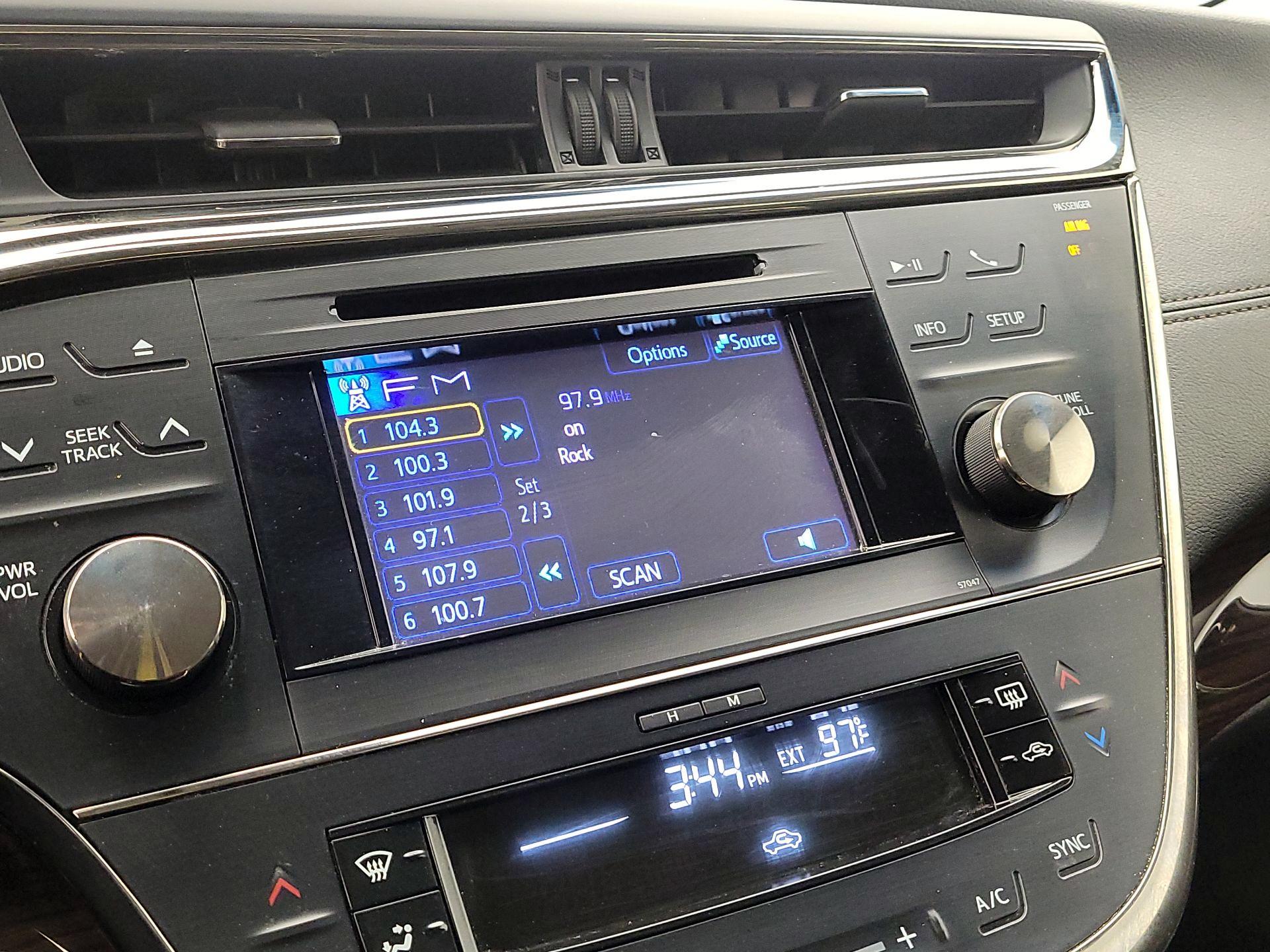 Thumbnail: 2014 Toyota Avalon - 15