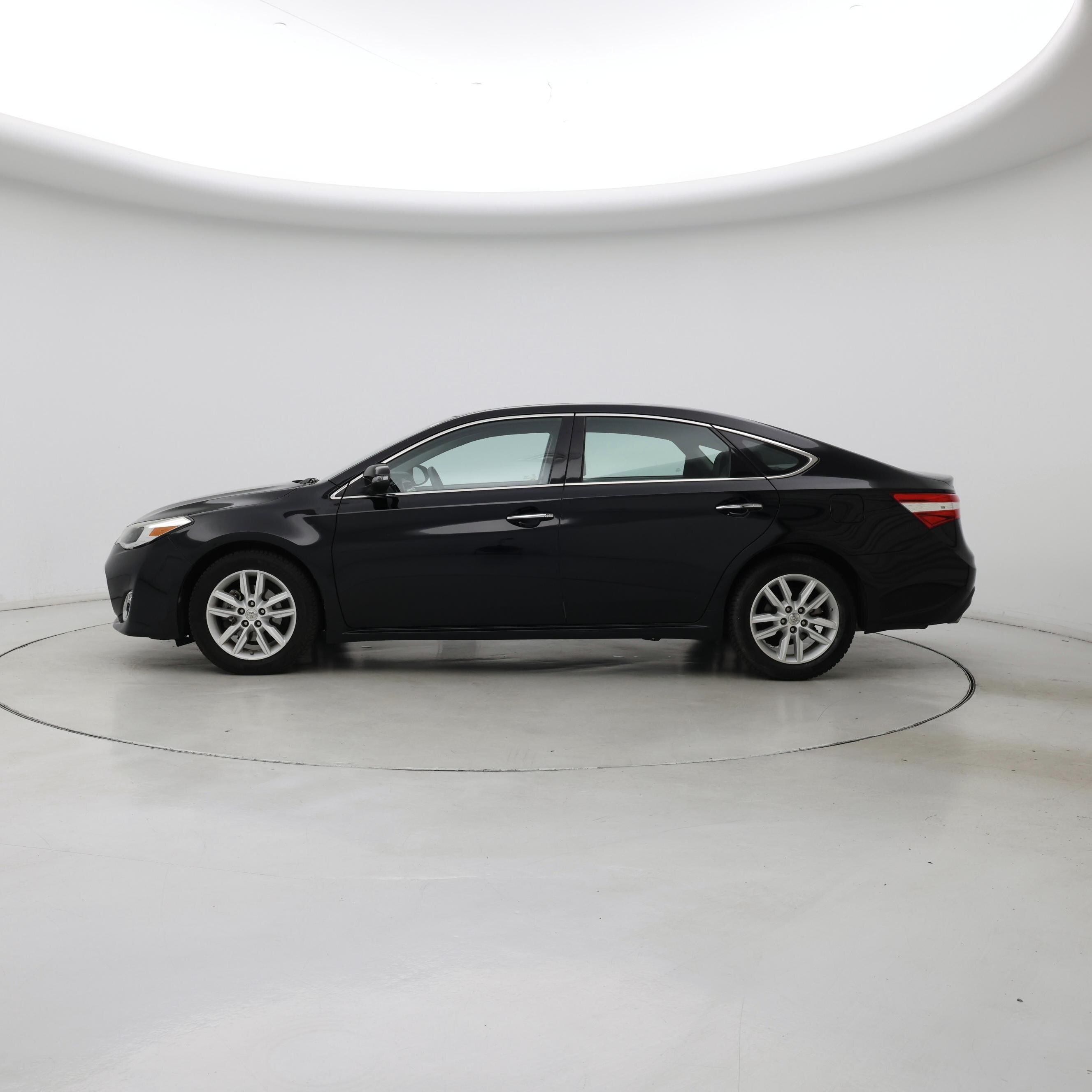 Thumbnail: 2014 Toyota Avalon - 3