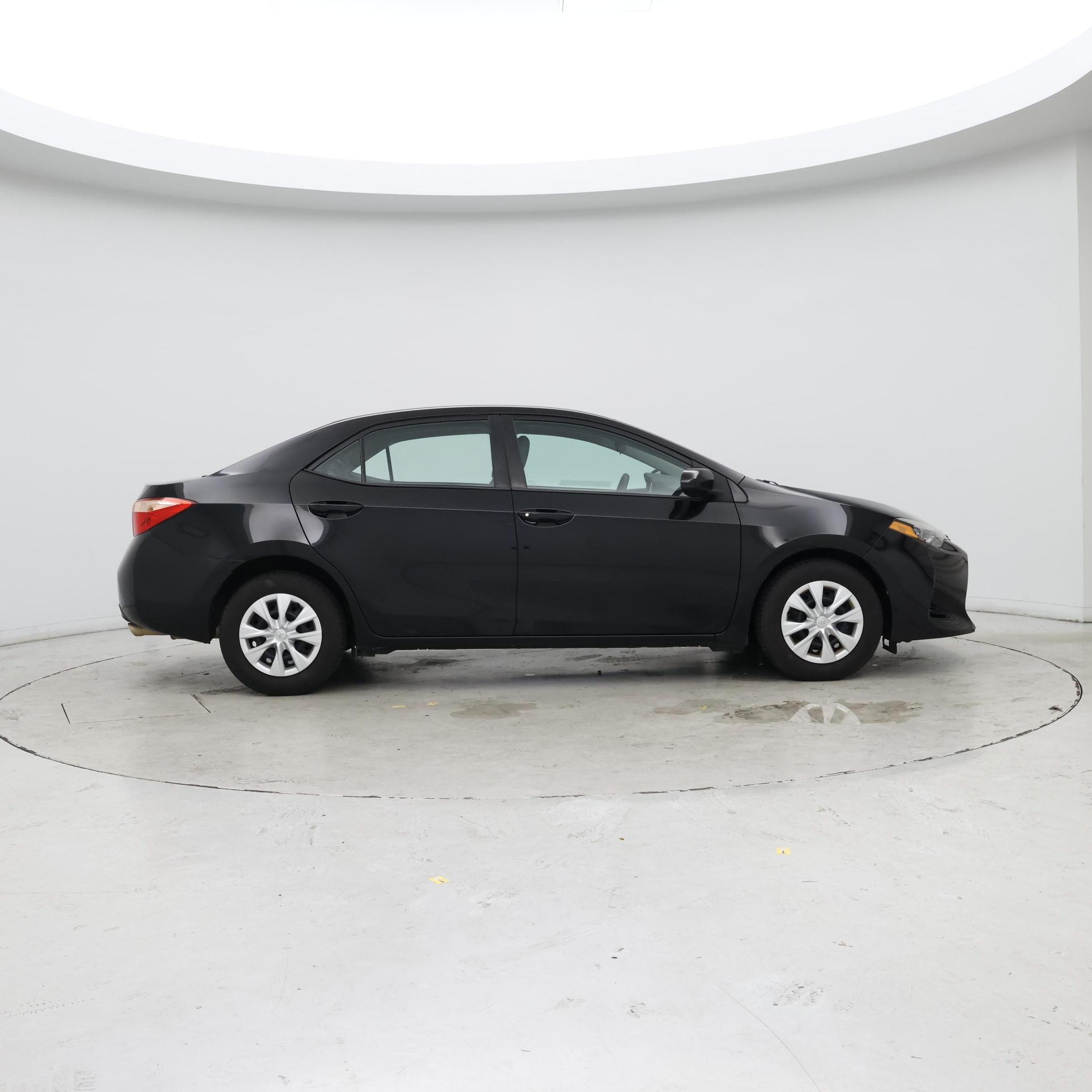 Thumbnail: 2017 Toyota Corolla - 7
