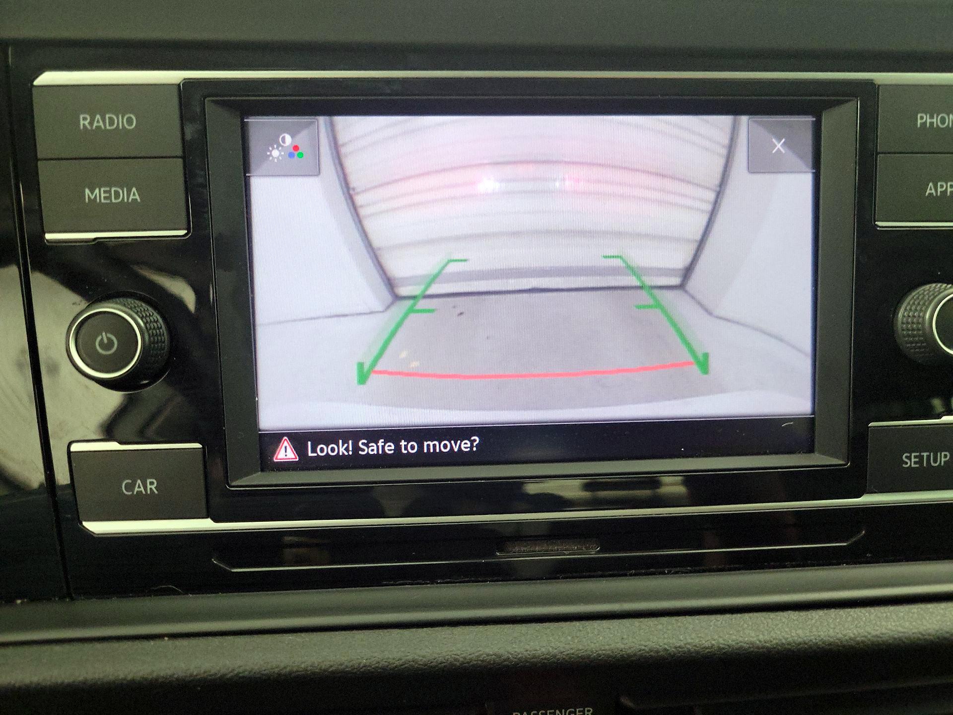 Thumbnail: 2019 Volkswagen Jetta - 14