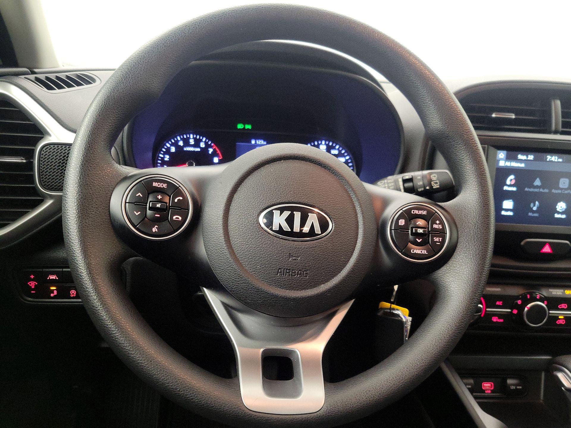 Thumbnail: 2020 Kia Soul - 10