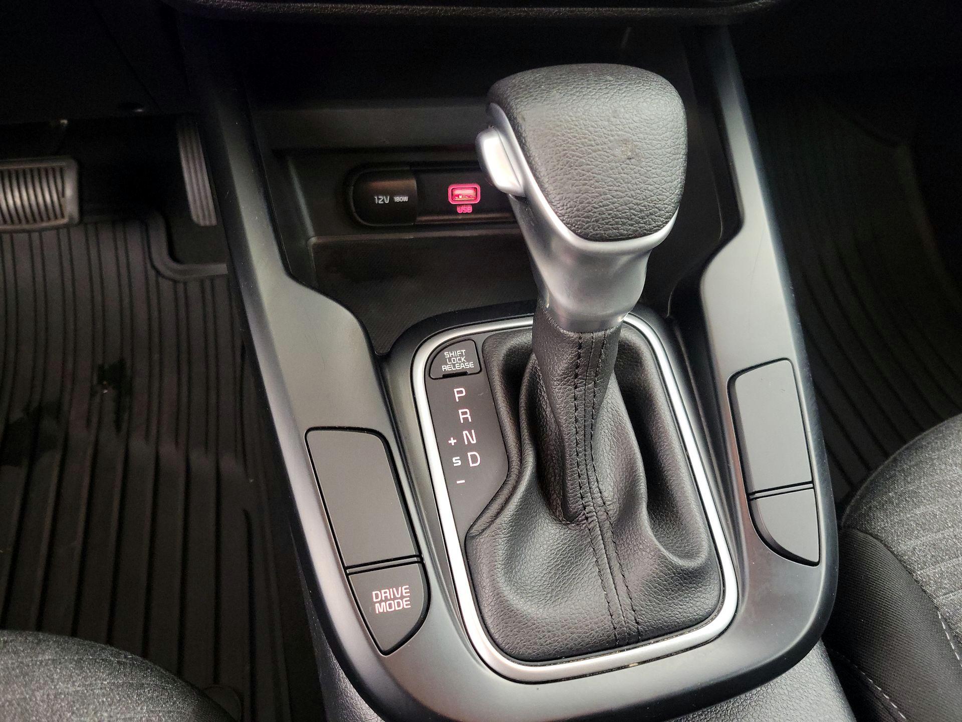 Thumbnail: 2020 Kia Soul - 17