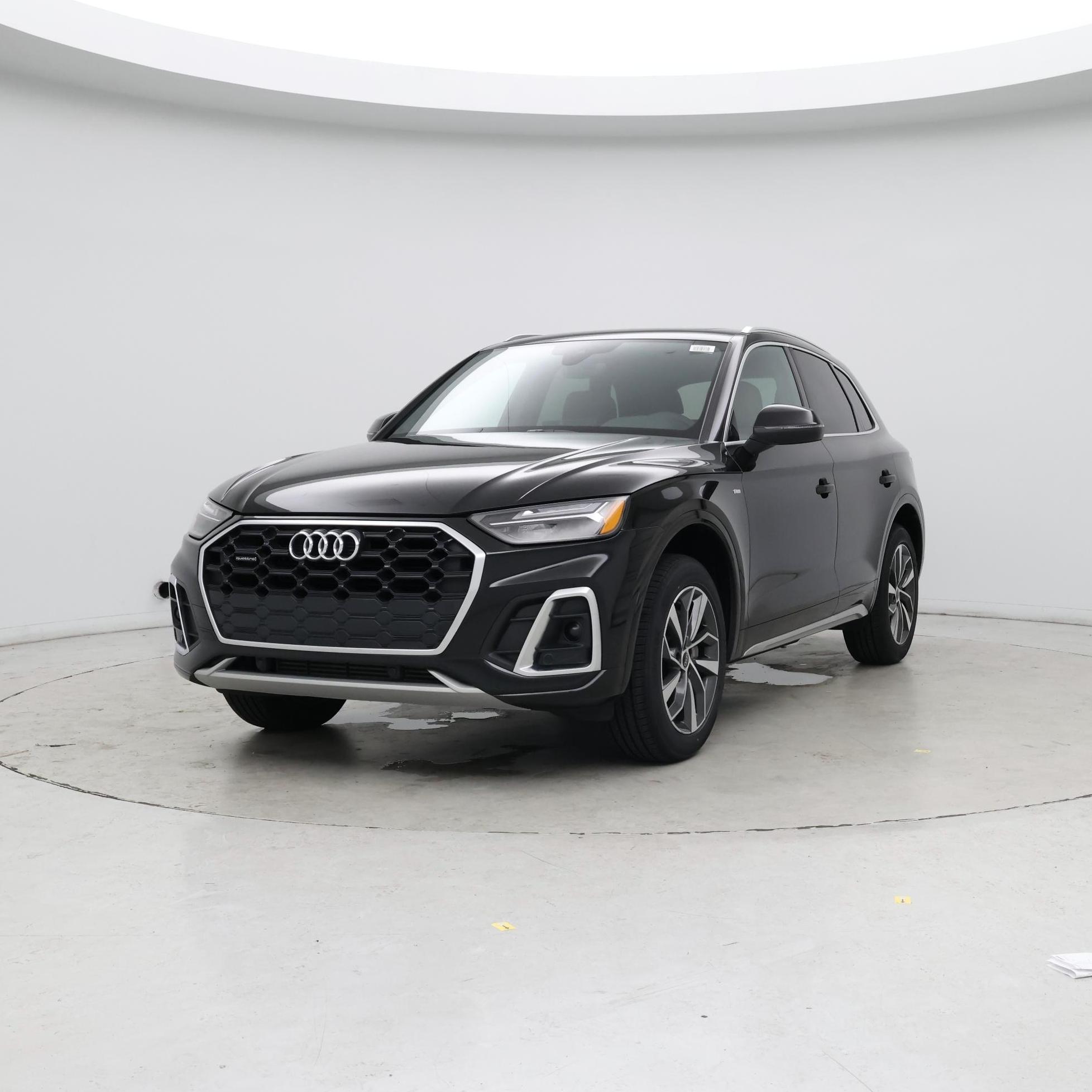 Thumbnail: 2023 Audi Q5 - 4