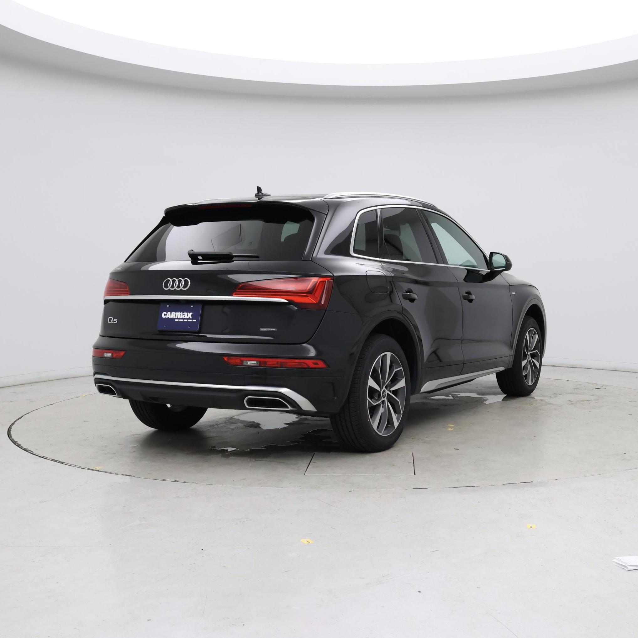 Thumbnail: 2023 Audi Q5 - 8