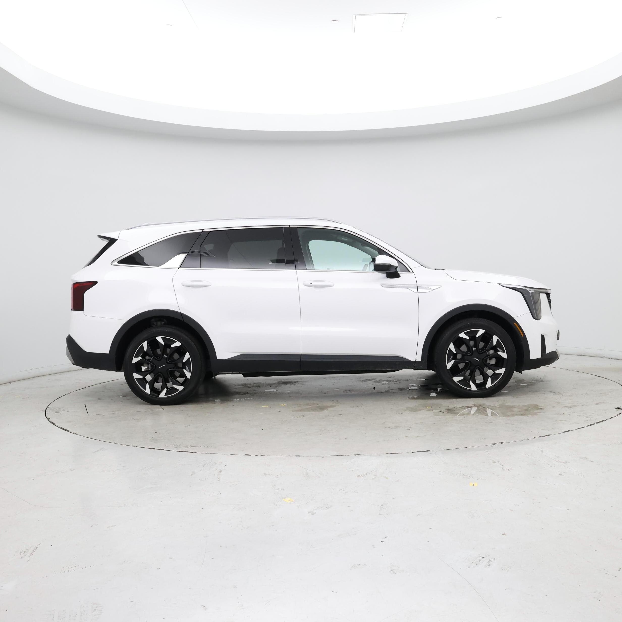 Thumbnail: 2025 Kia Sorento - 7