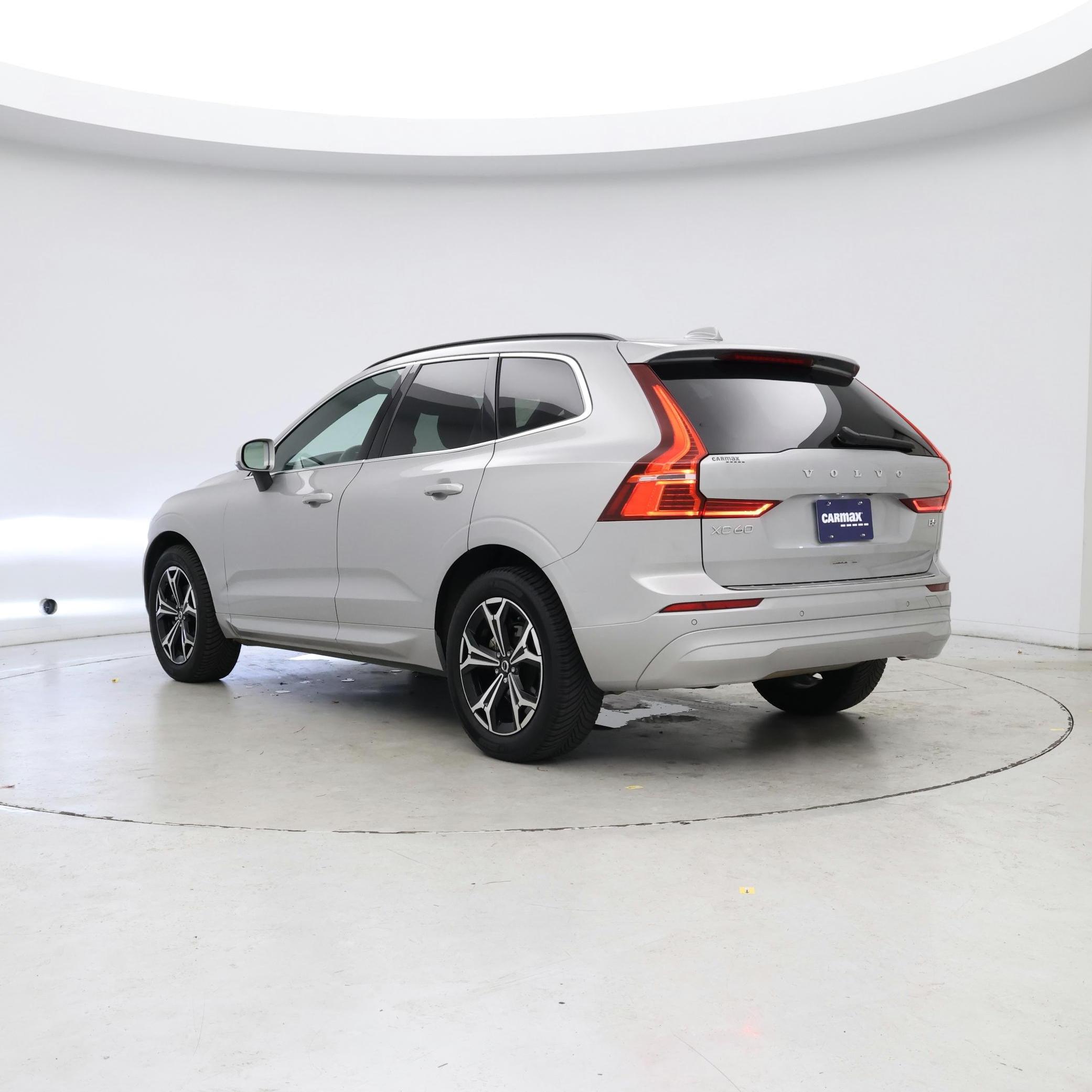 Thumbnail: 2022 Volvo XC60 - 2