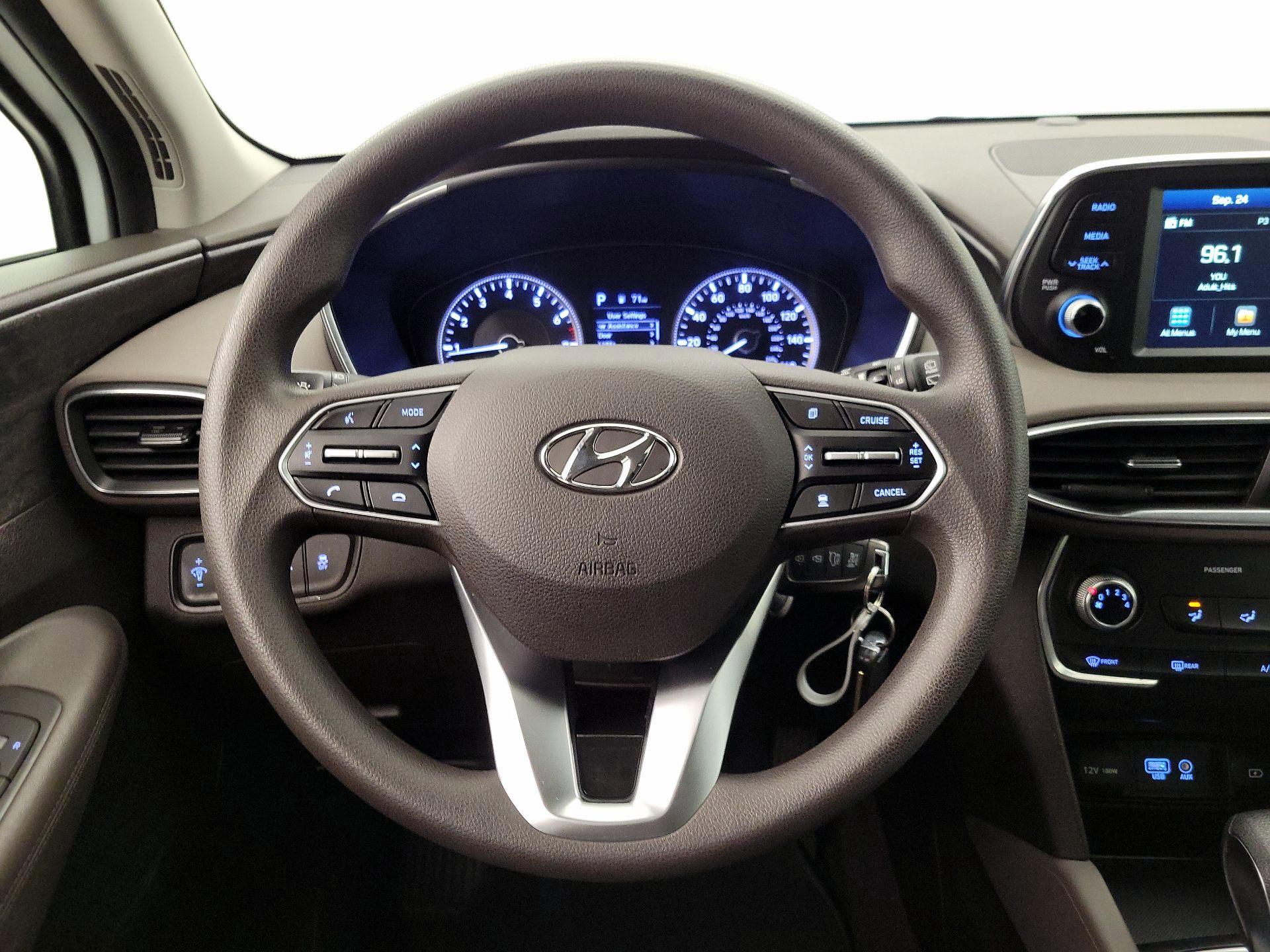 Thumbnail: 2019 Hyundai Santa Fe - 10