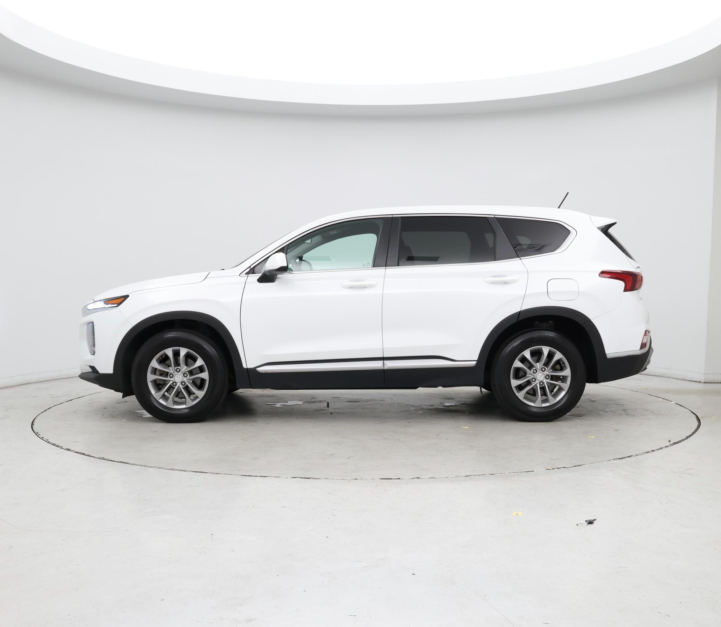 Thumbnail: 2019 Hyundai Santa Fe - 3