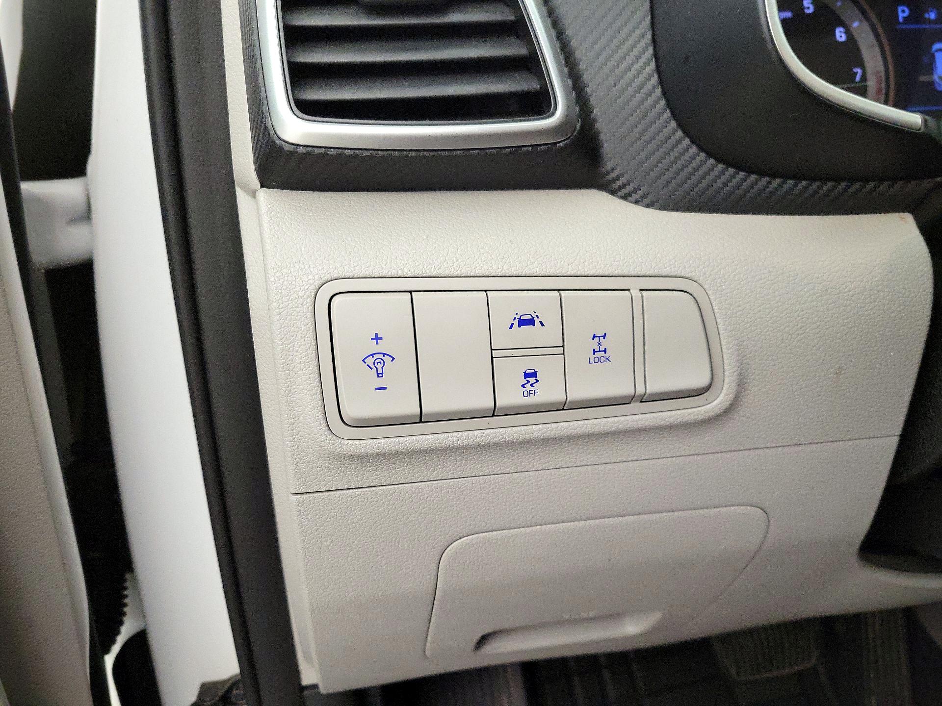 Thumbnail: 2019 Hyundai Tucson - 13