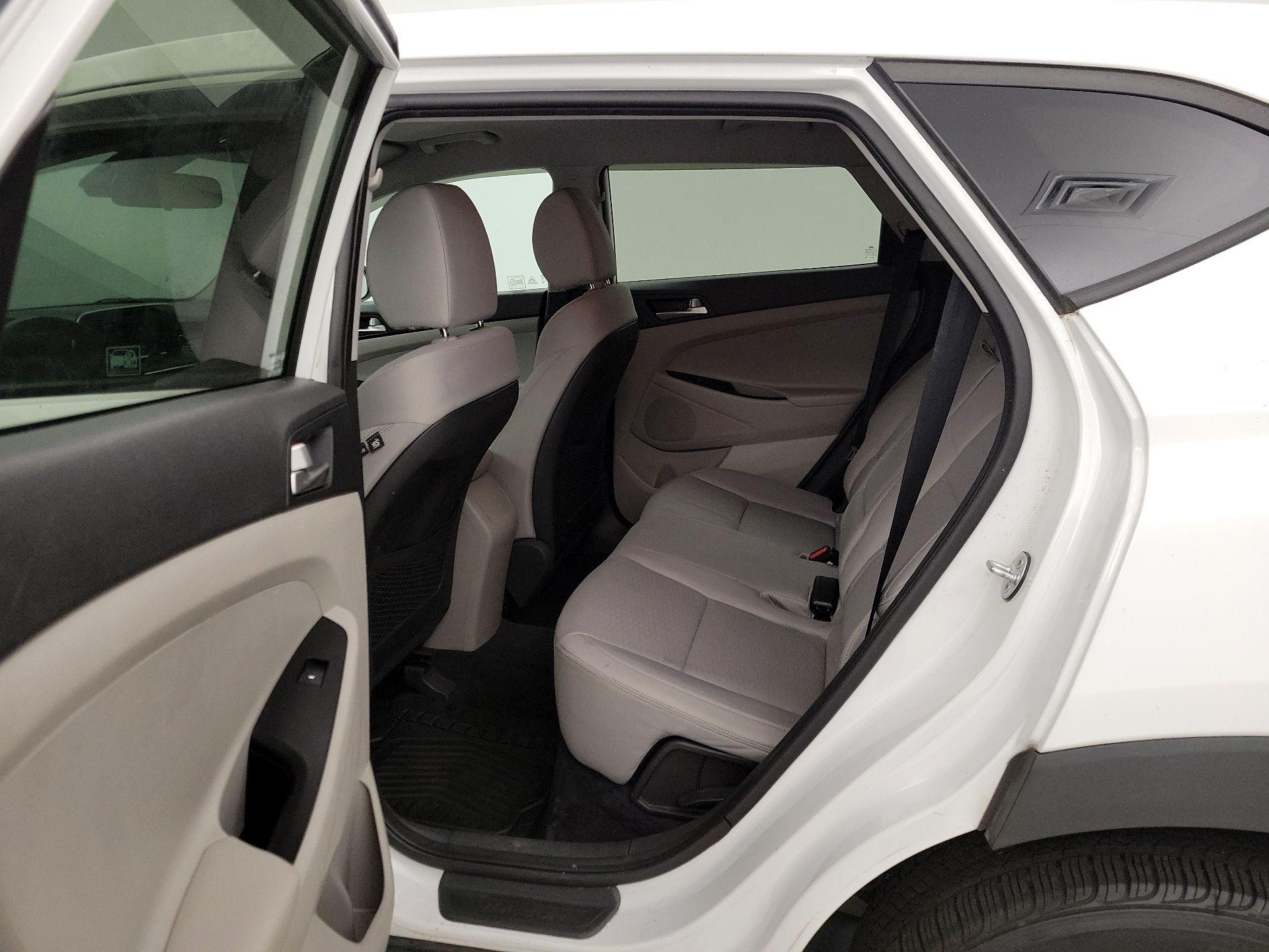 Thumbnail: 2019 Hyundai Tucson - 19