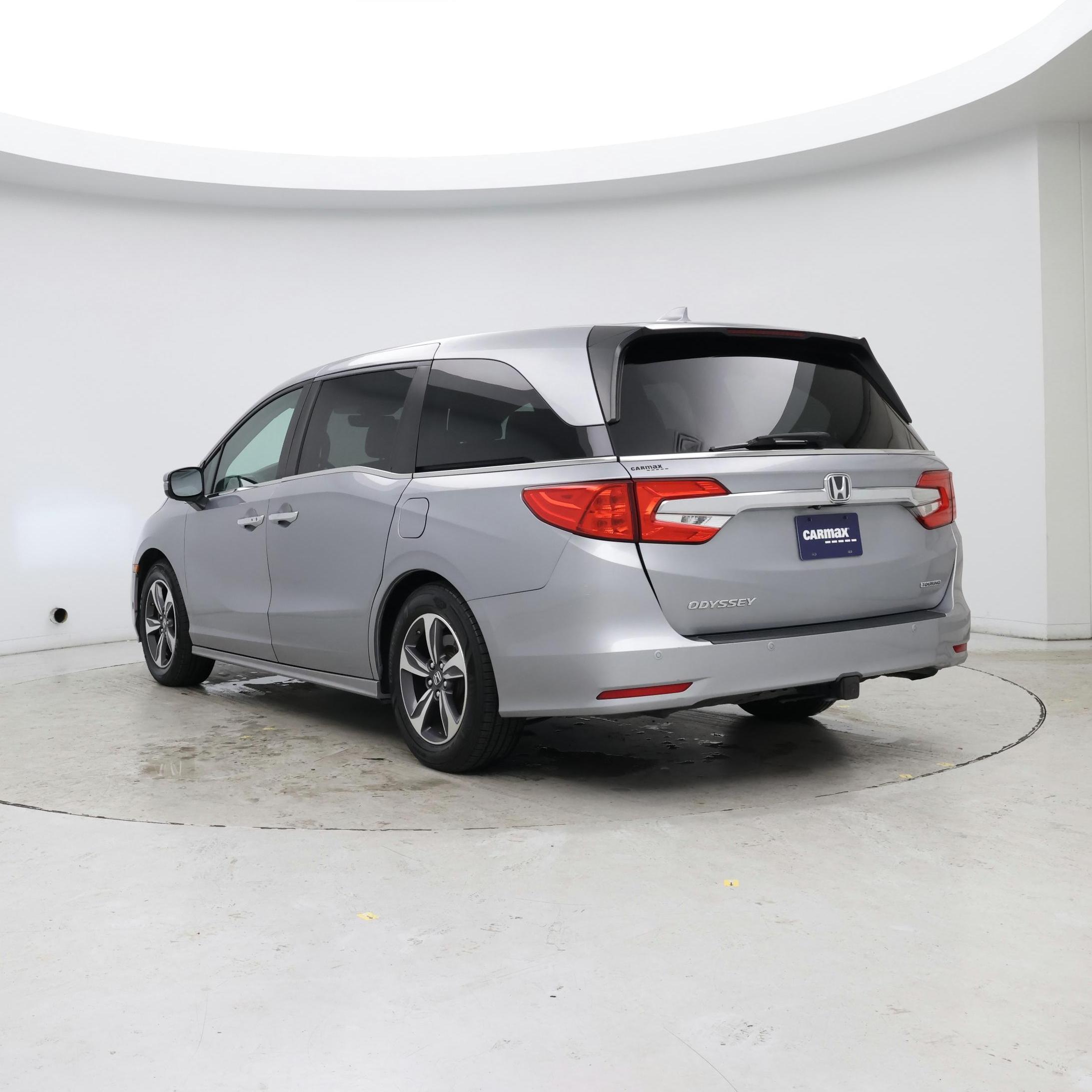 Thumbnail: 2019 Honda Odyssey - 2