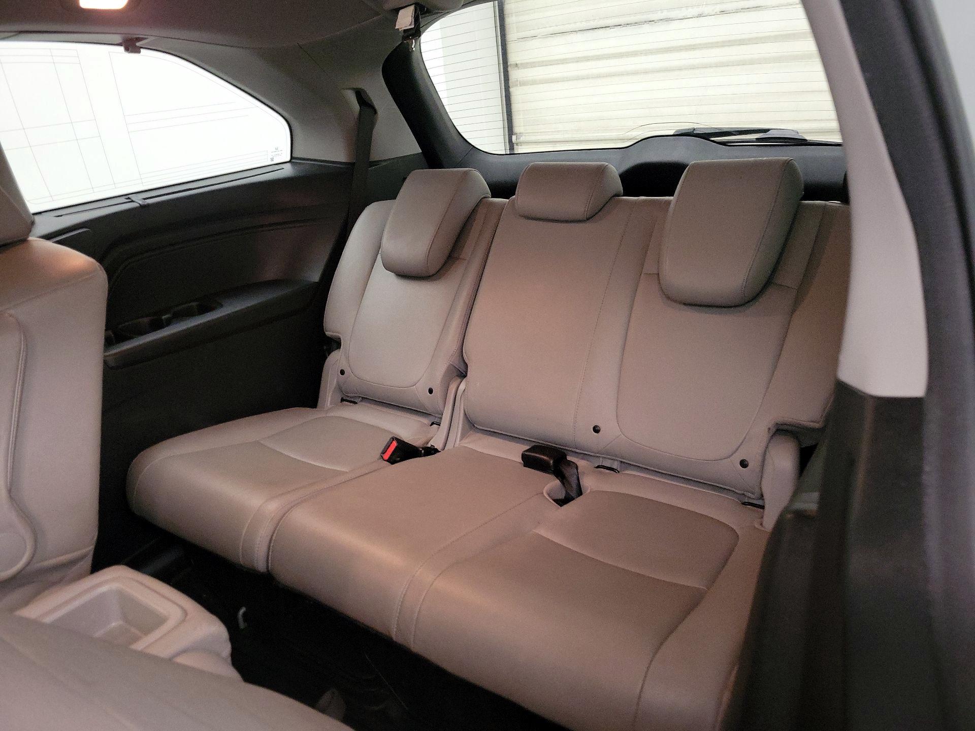 Thumbnail: 2019 Honda Odyssey - 20