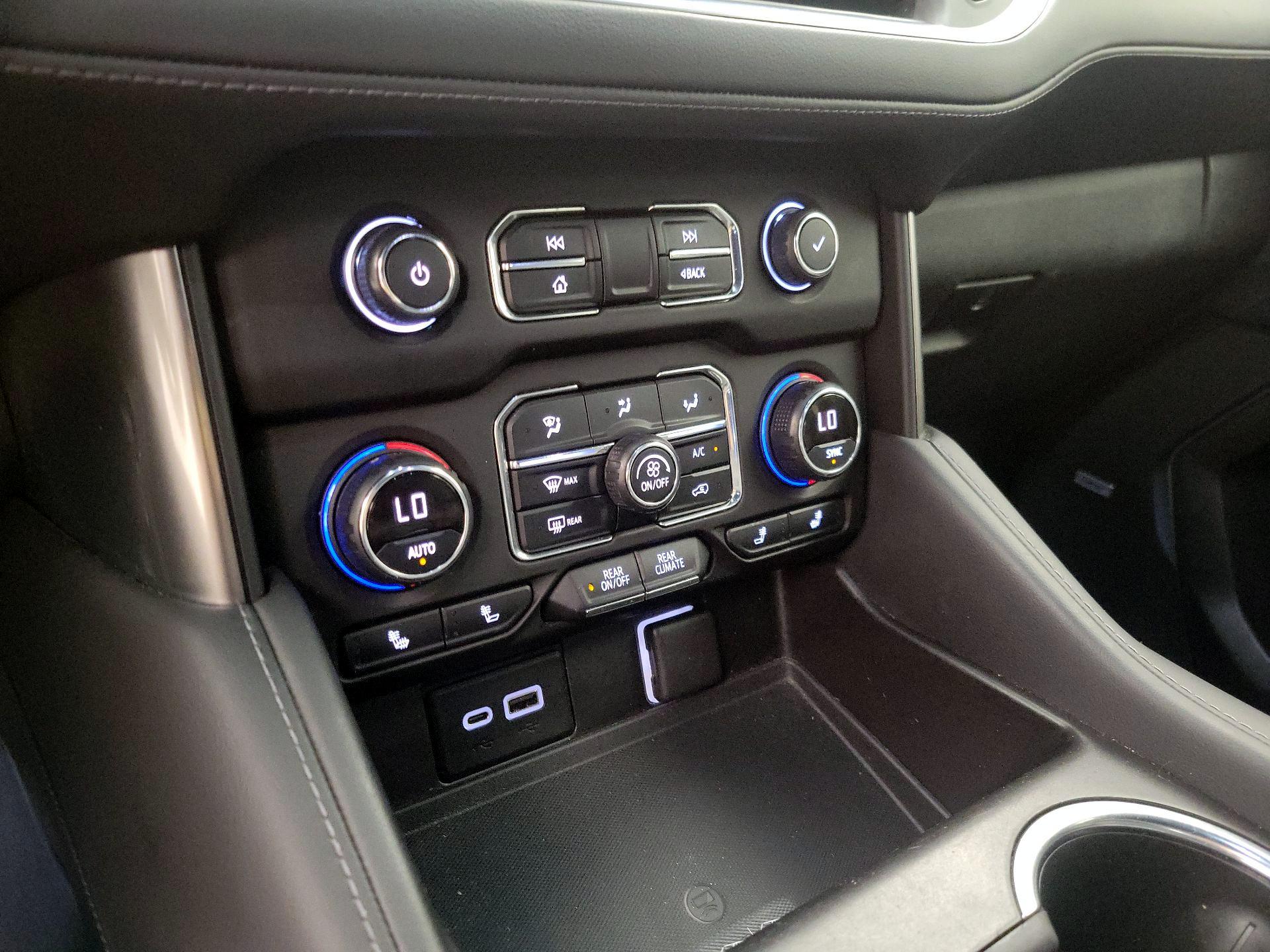 Thumbnail: 2021 Chevrolet Suburban - 14