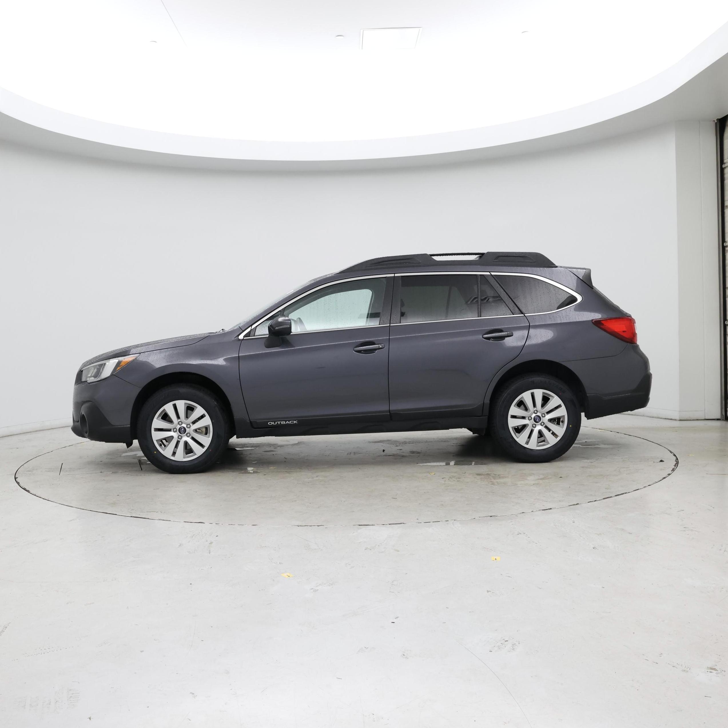 Thumbnail: 2019 Subaru Outback - 3