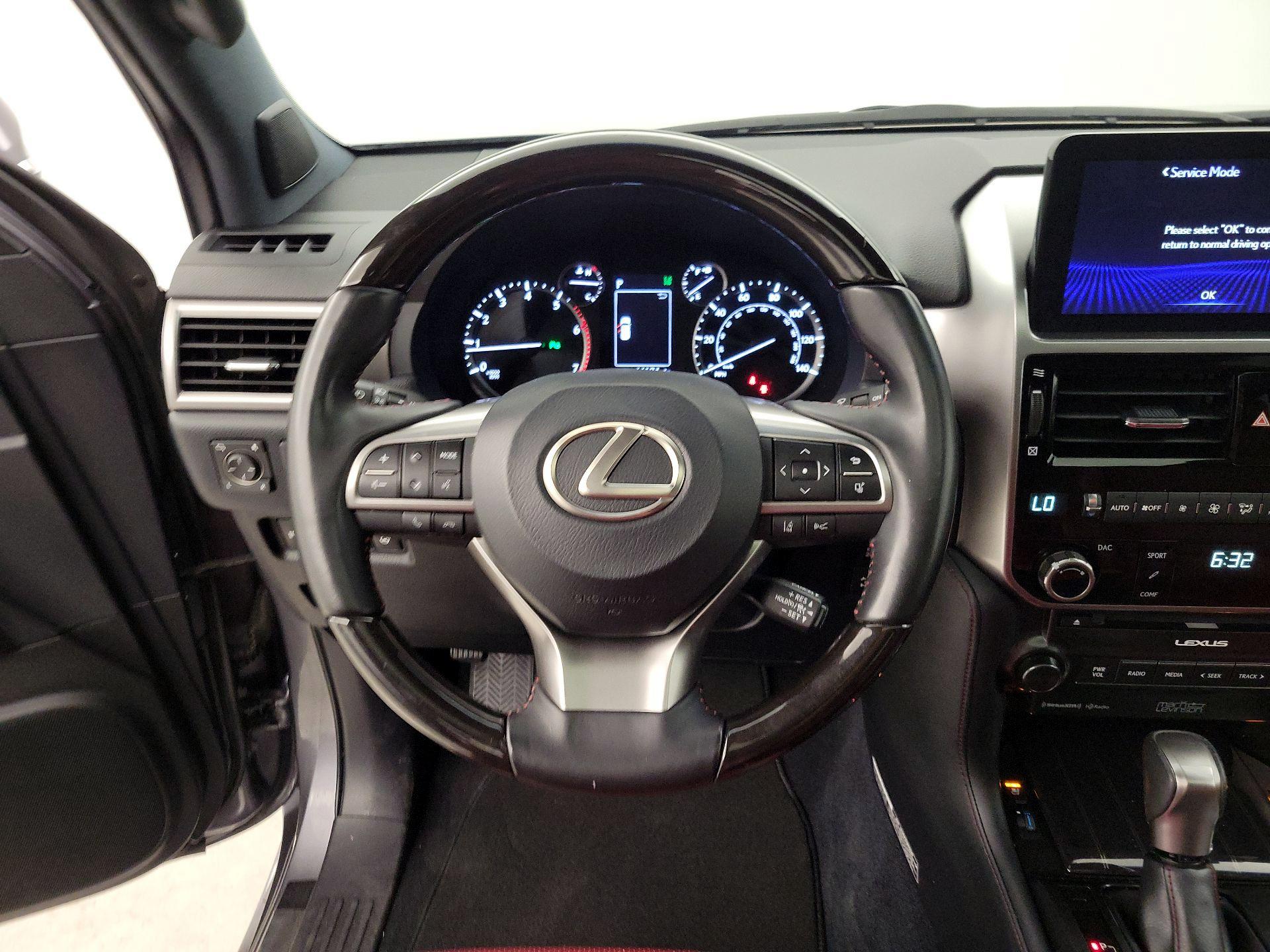 Thumbnail: 2022 Lexus GX - 10