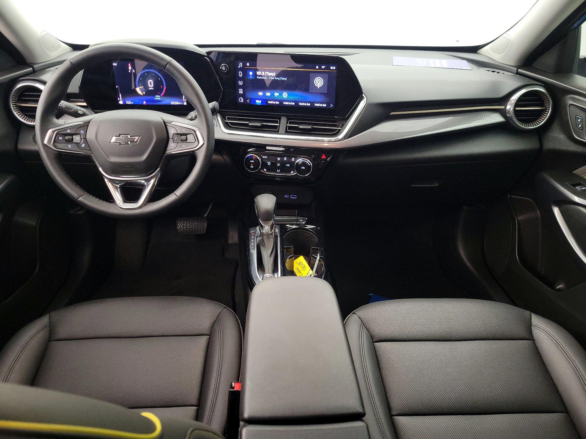Thumbnail: 2025 Chevrolet Trax - 9
