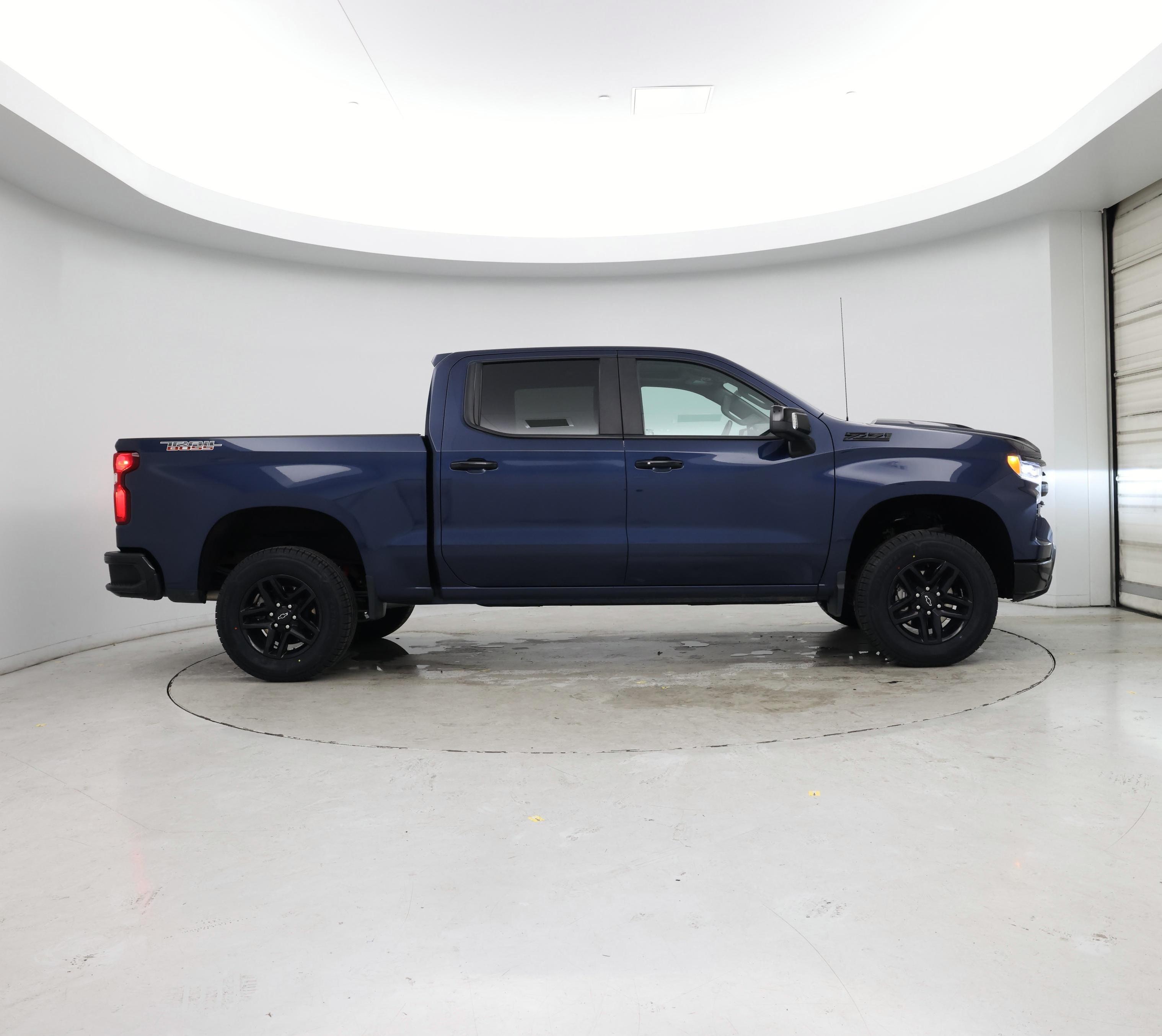 Thumbnail: 2023 Chevrolet Silverado 1500 - 7