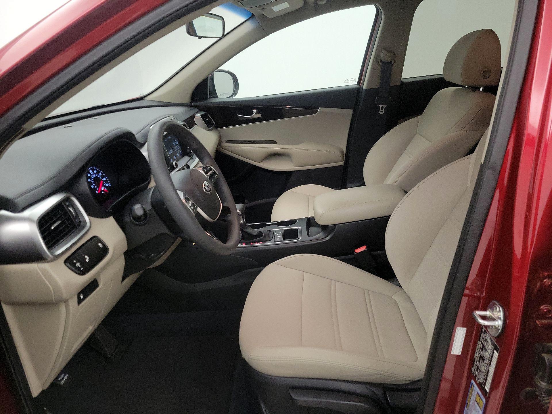 Thumbnail: 2020 Kia Sorento - 11