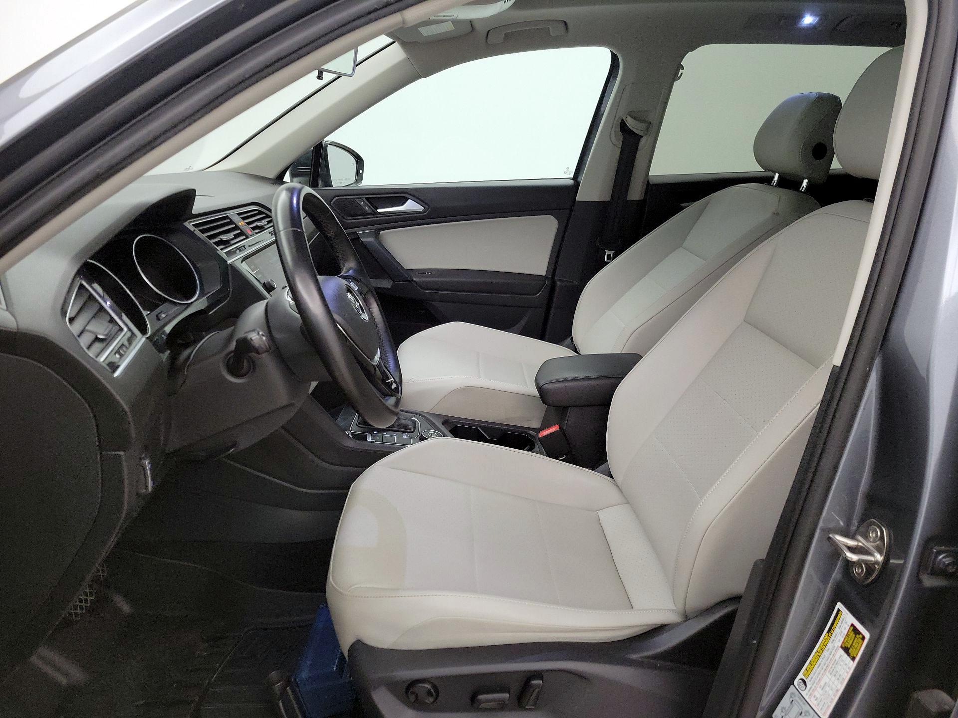 Thumbnail: 2019 Volkswagen Tiguan - 11