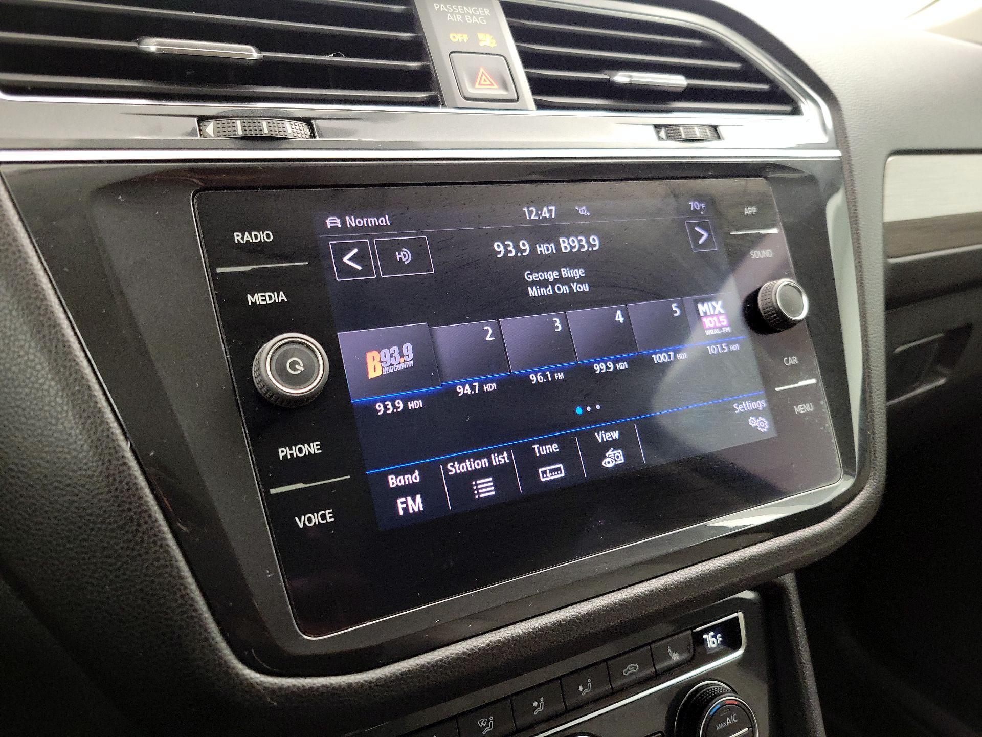 Thumbnail: 2019 Volkswagen Tiguan - 15
