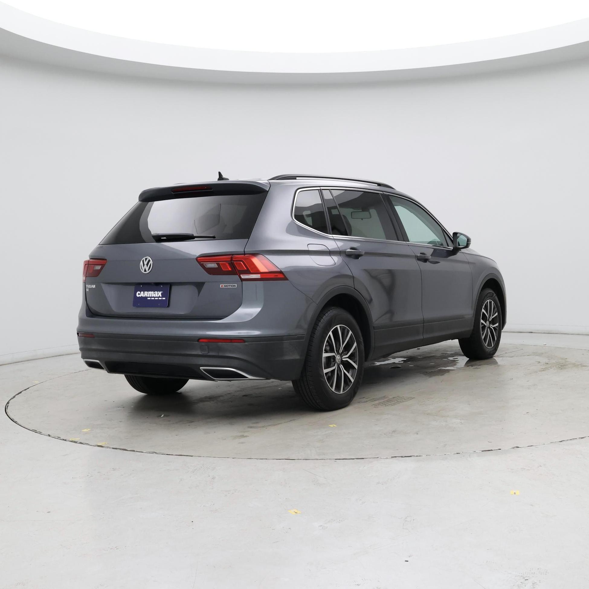 Thumbnail: 2019 Volkswagen Tiguan - 8