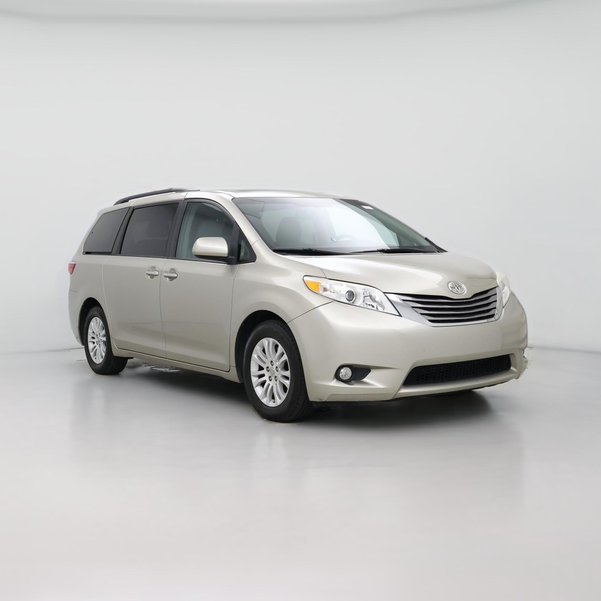 Thumbnail: 2017 Toyota Sienna - 1