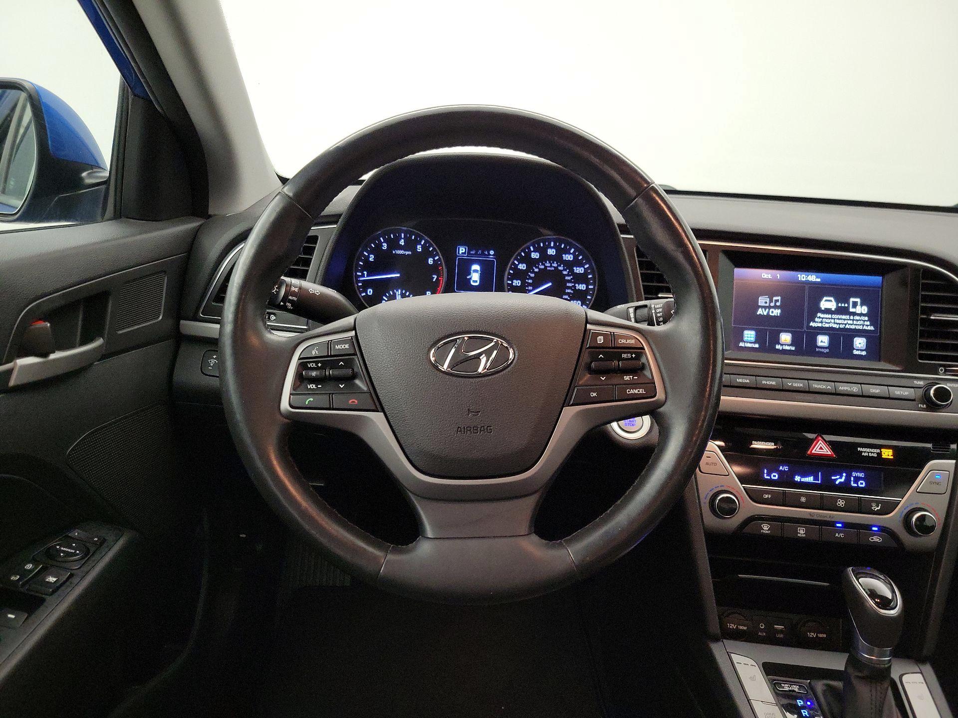 Thumbnail: 2017 Hyundai Elantra - 10