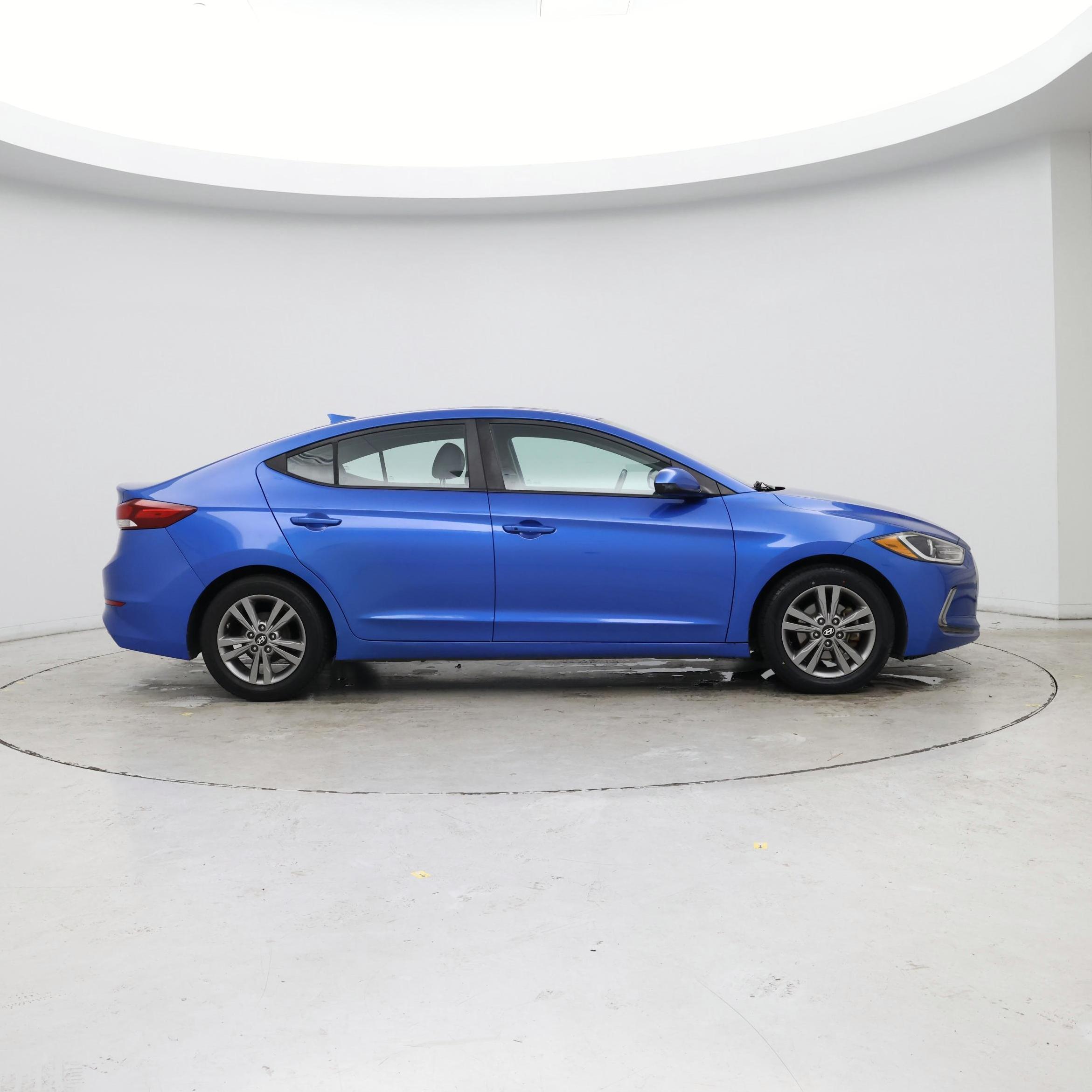 Thumbnail: 2017 Hyundai Elantra - 7