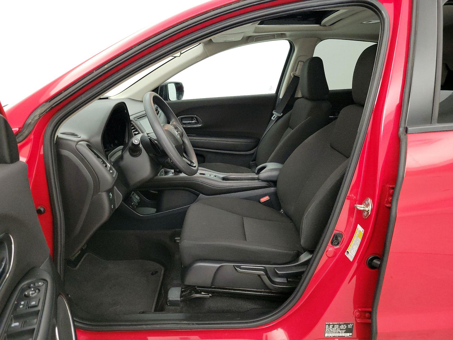 Thumbnail: 2018 Honda HR-V - 11