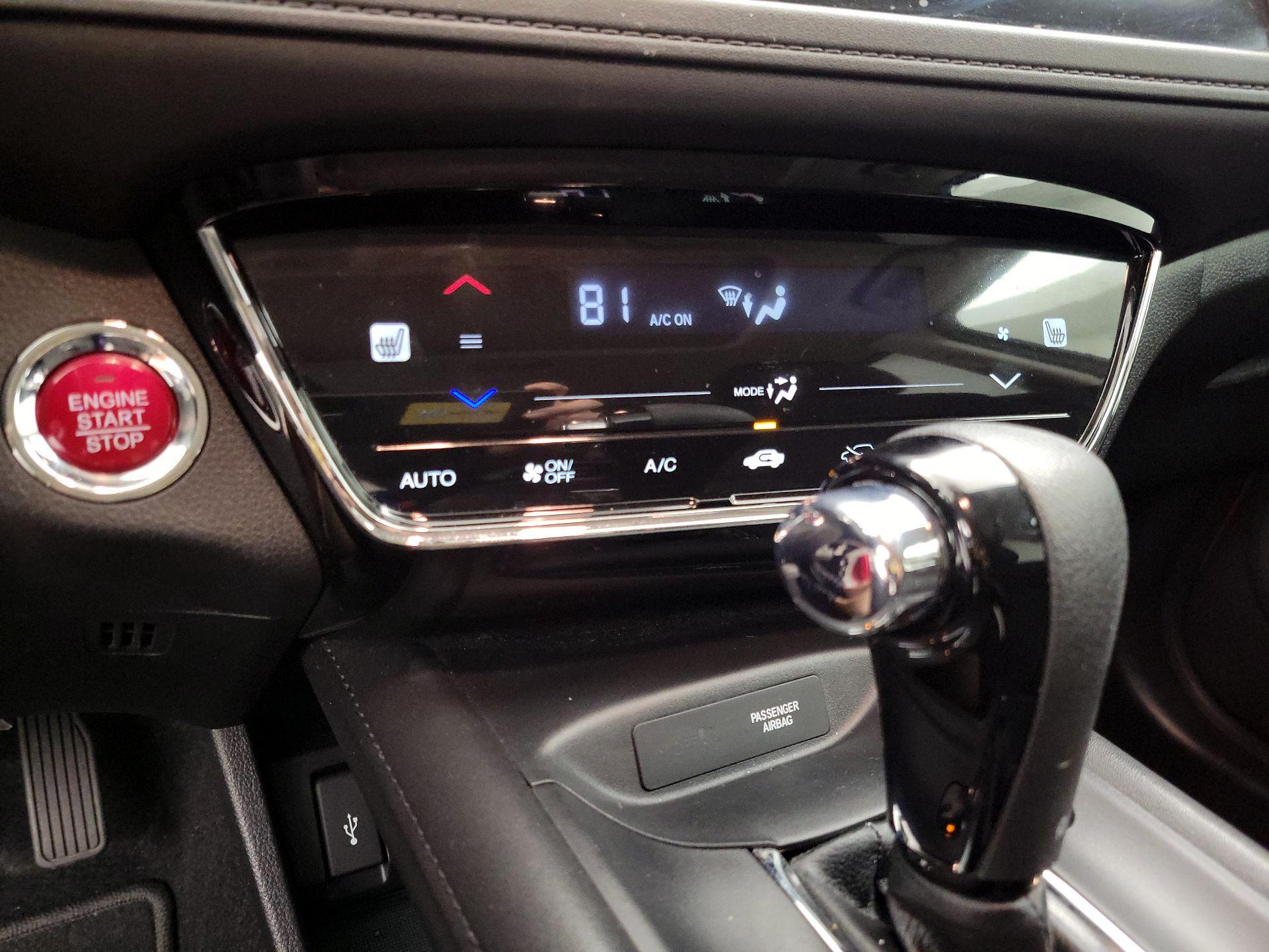 Thumbnail: 2018 Honda HR-V - 16