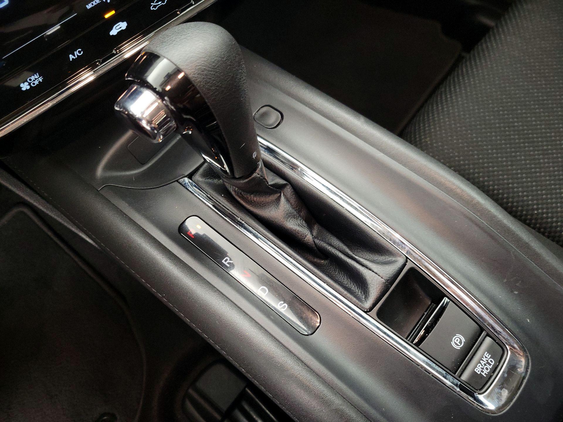 Thumbnail: 2018 Honda HR-V - 17