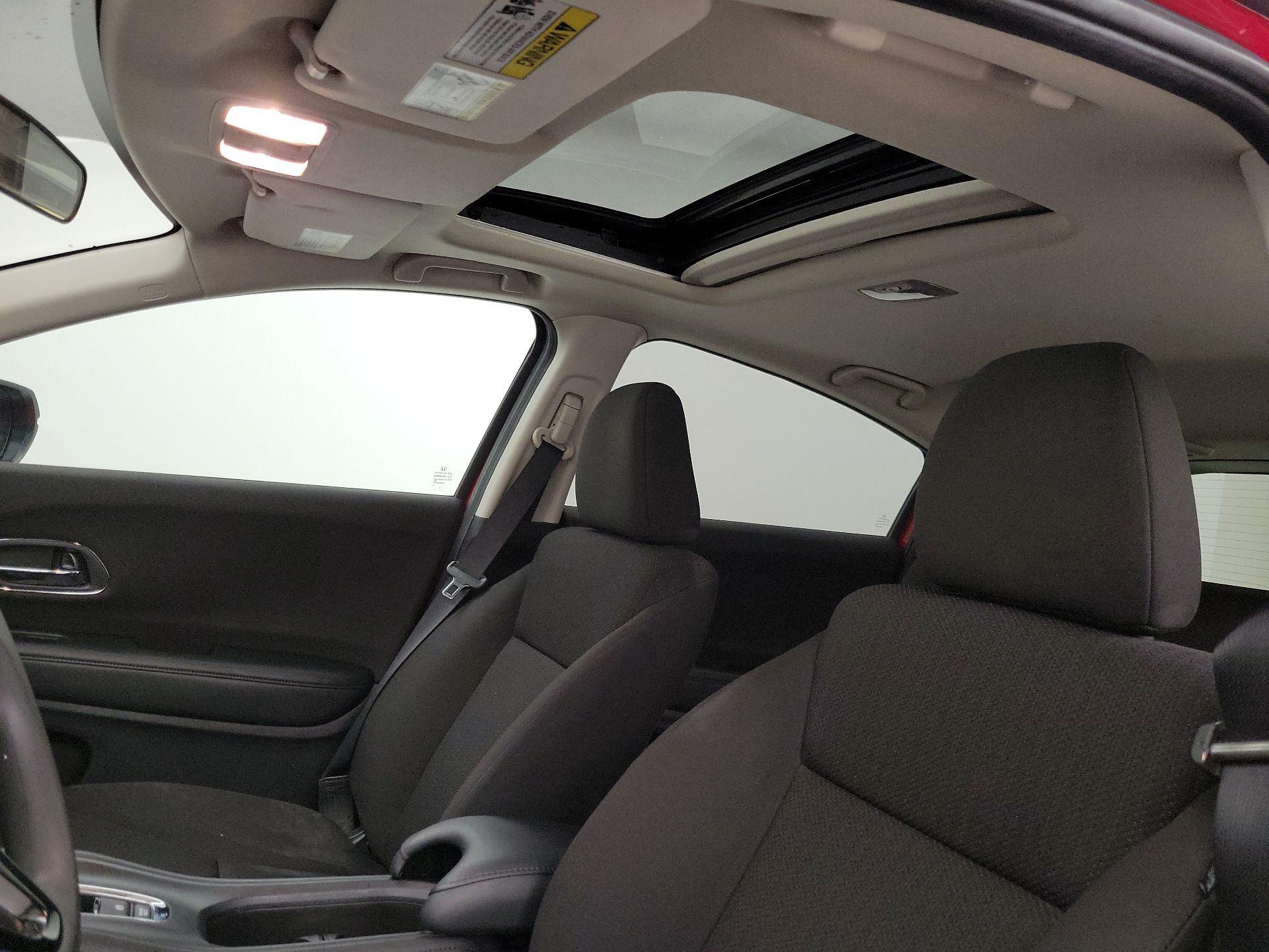 Thumbnail: 2018 Honda HR-V - 19