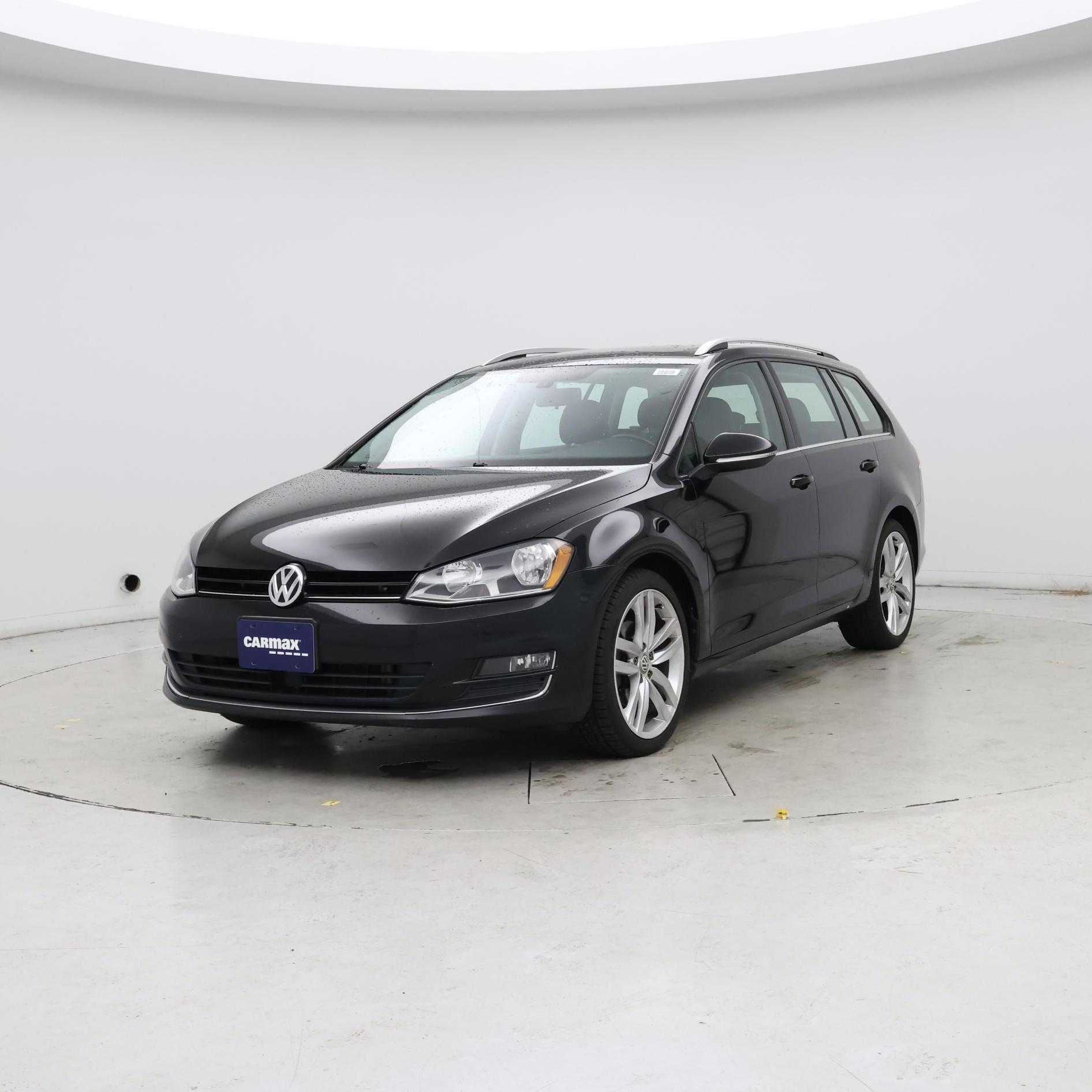 Thumbnail: 2017 Volkswagen Golf - 4