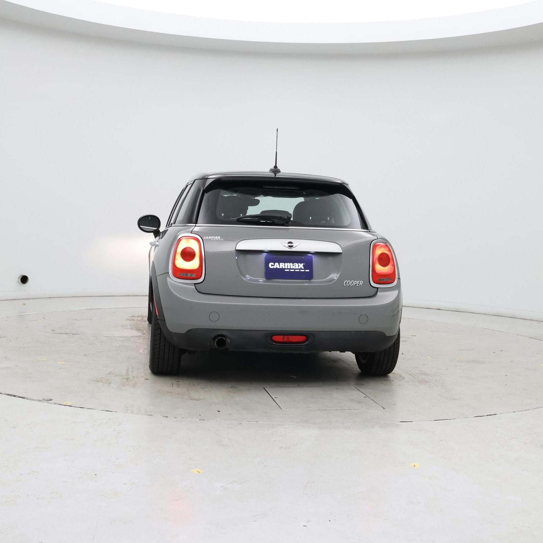 Thumbnail: 2015 MINI Cooper Hardtop - 6