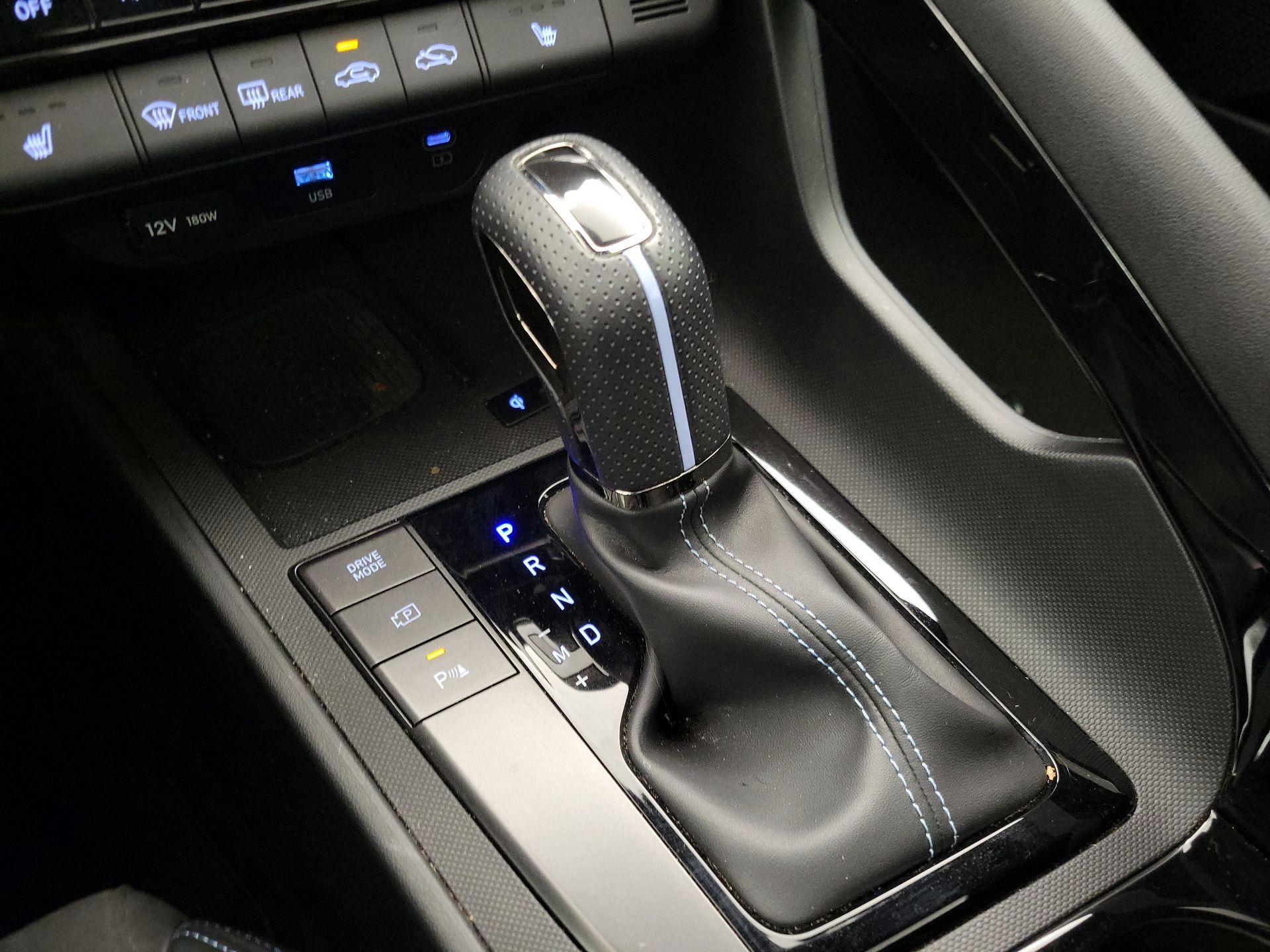 Thumbnail: 2024 Hyundai Elantra - 17