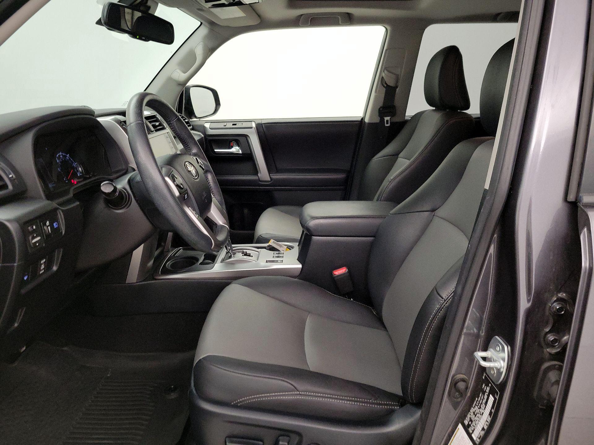 Thumbnail: 2020 Toyota 4Runner - 11
