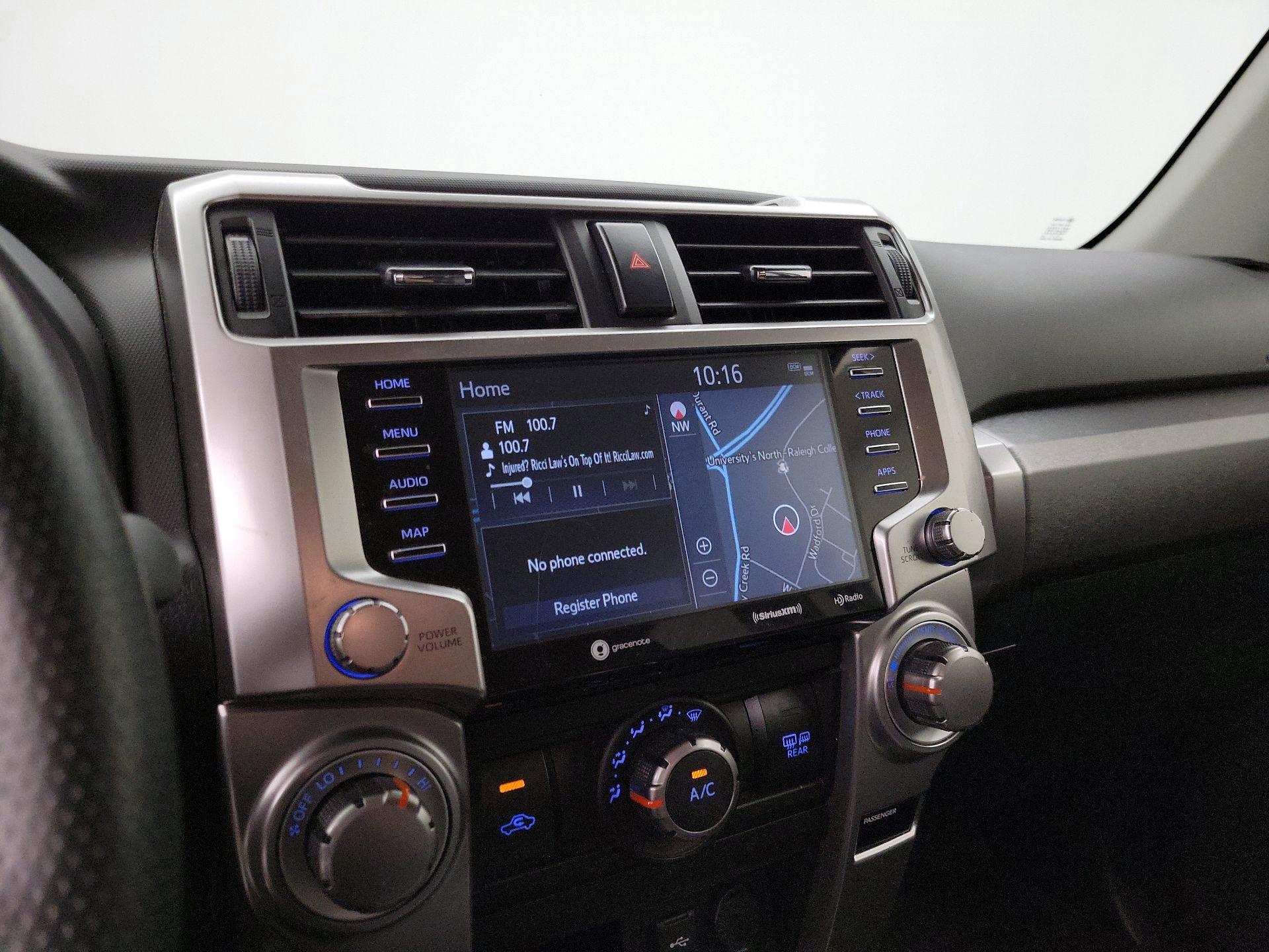 Thumbnail: 2020 Toyota 4Runner - 15